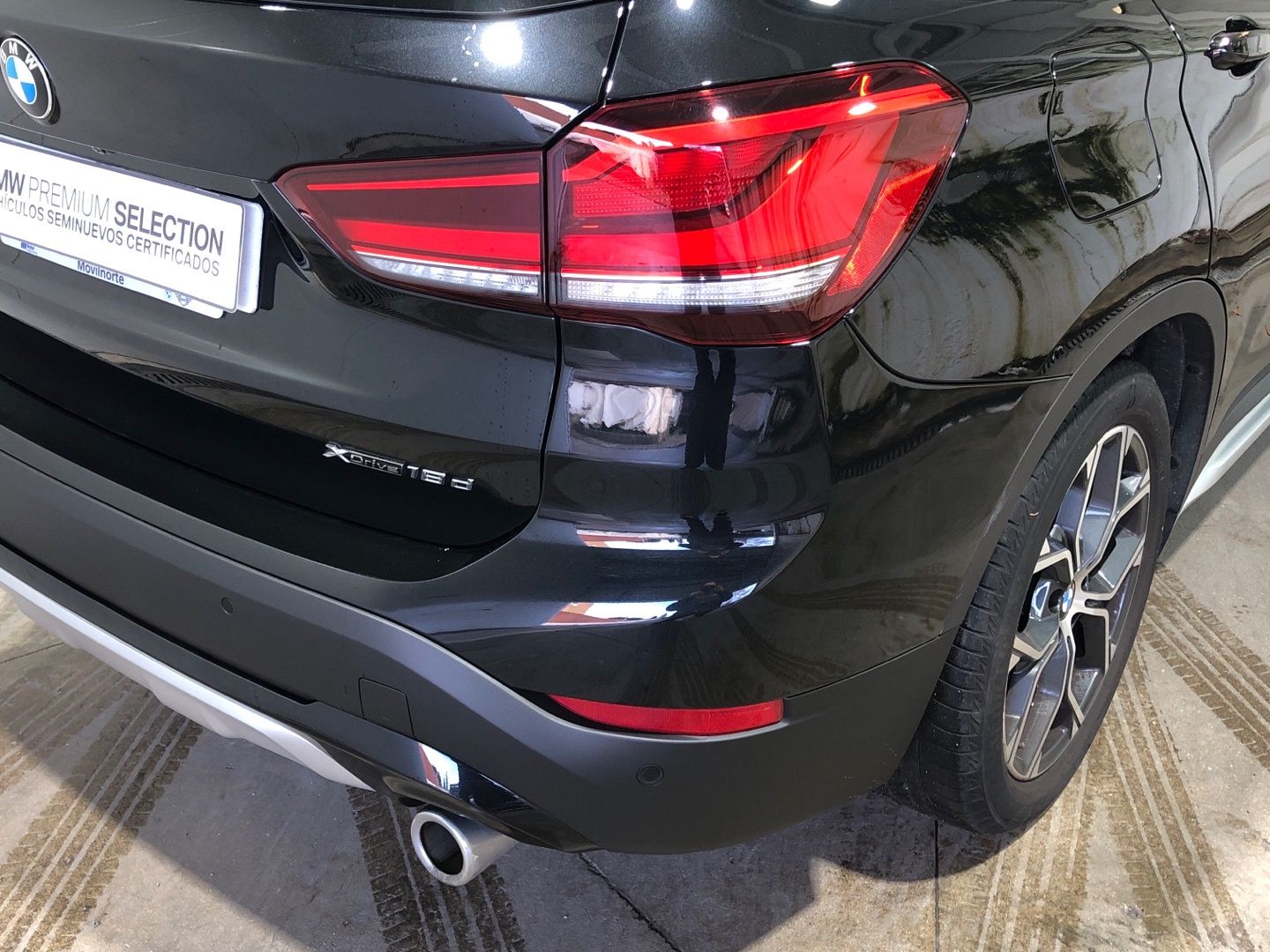 BMW X1 xDrive18d color Negro. Año 2022. 110KW(150CV). Diésel. En concesionario Movilnorte El Carralero de Madrid