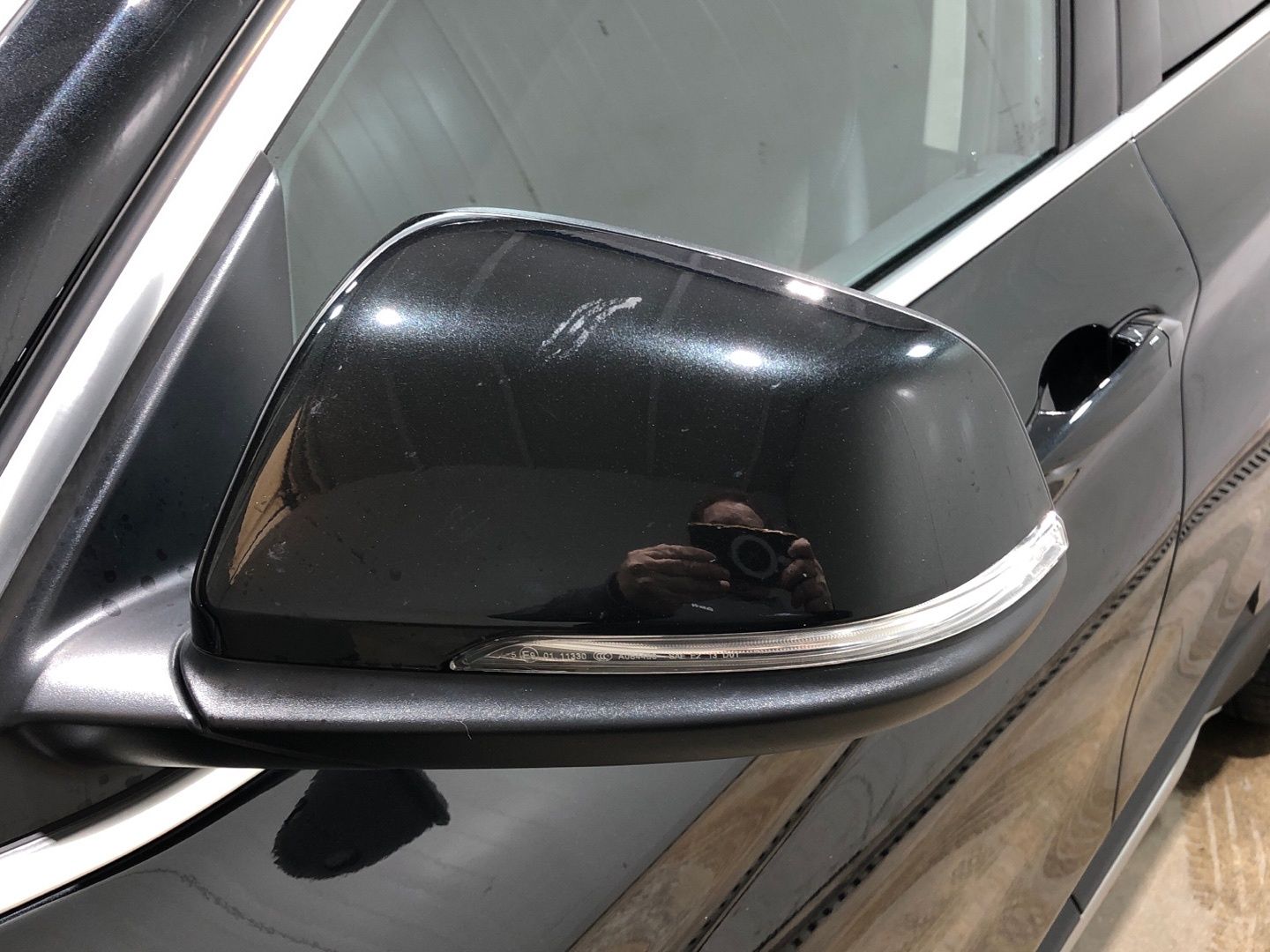 BMW X1 xDrive18d color Negro. Año 2022. 110KW(150CV). Diésel. En concesionario Movilnorte El Carralero de Madrid