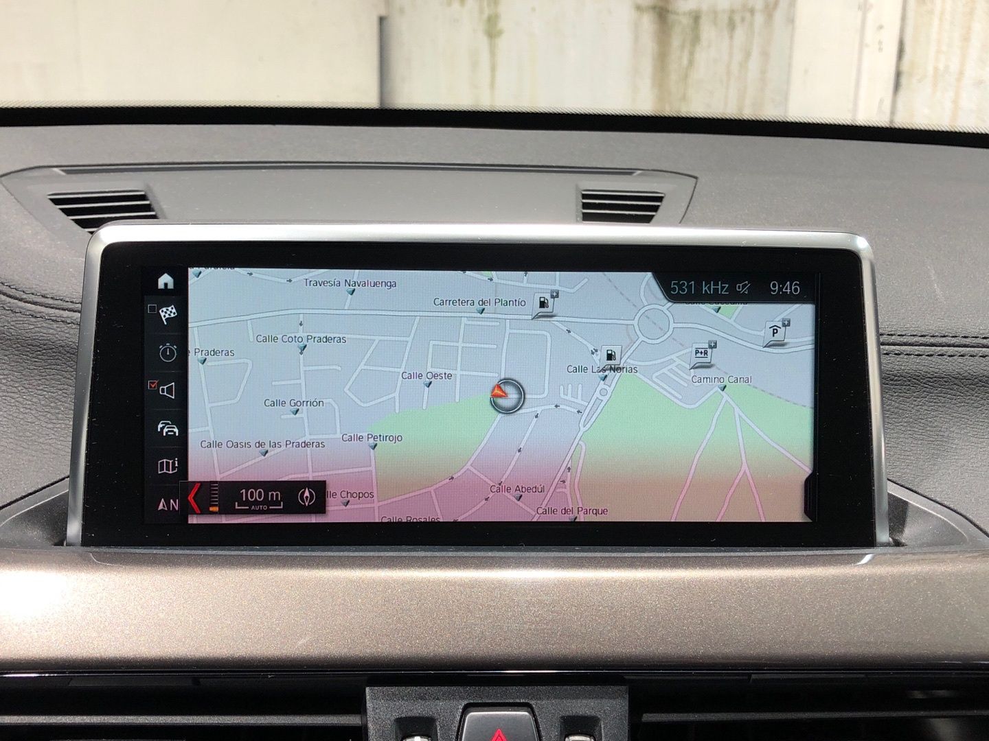 BMW X1 xDrive18d color Negro. Año 2022. 110KW(150CV). Diésel. En concesionario Movilnorte El Carralero de Madrid