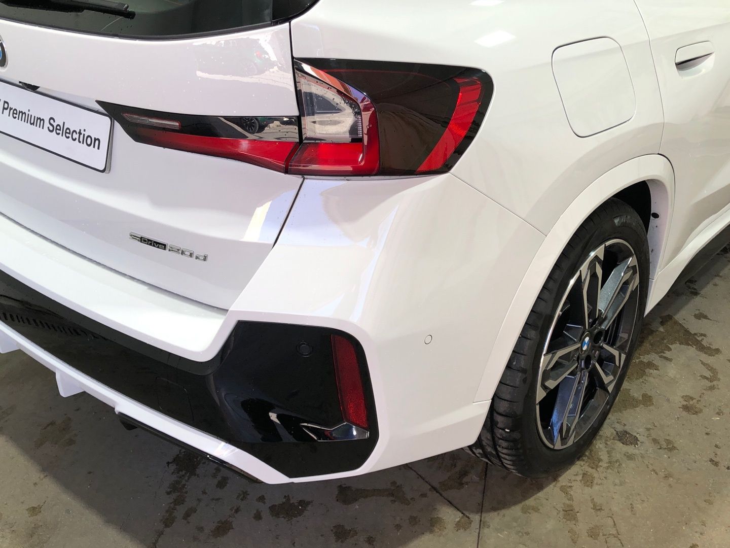 BMW X1 sDrive20d color Blanco. Año 2025. 120KW(163CV). Diésel. En concesionario Movilnorte El Plantio de Madrid