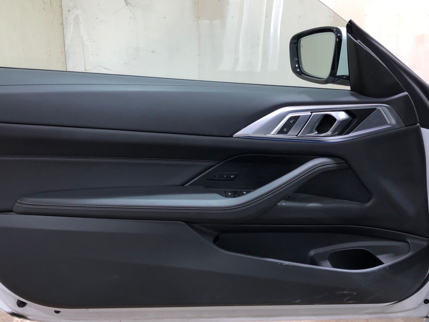 BMW Serie 4 420i Cabrio color Blanco. Año 2025. 135KW(184CV). Gasolina. En concesionario Movilnorte El Carralero de Madrid