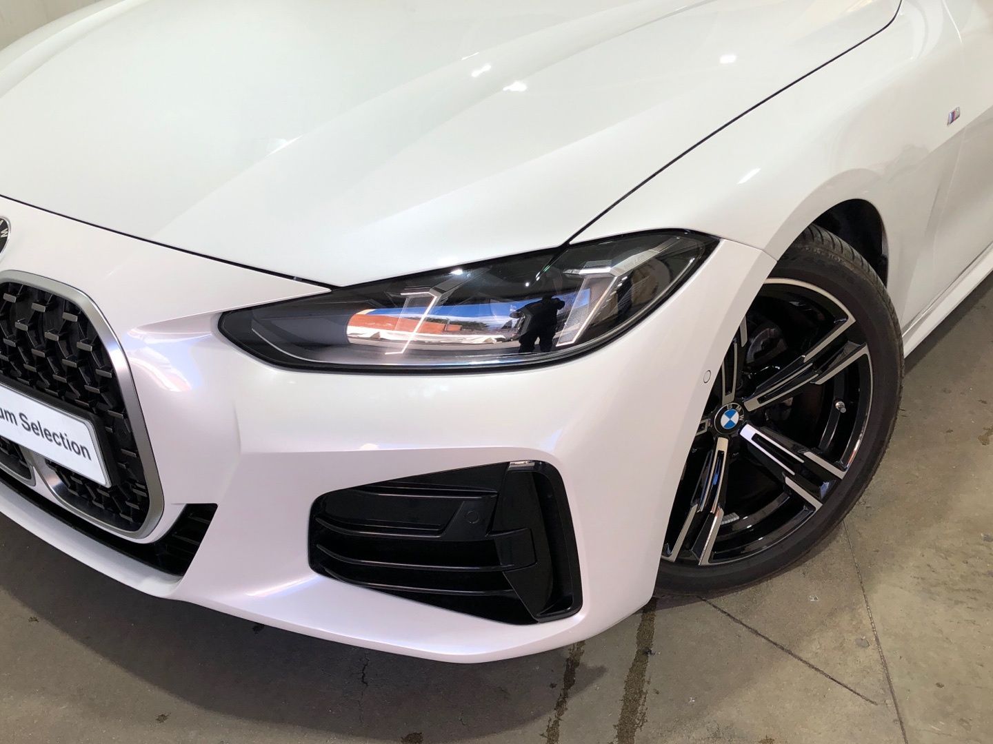 BMW Serie 4 420i Cabrio color Blanco. Año 2025. 135KW(184CV). Gasolina. En concesionario Movilnorte El Carralero de Madrid