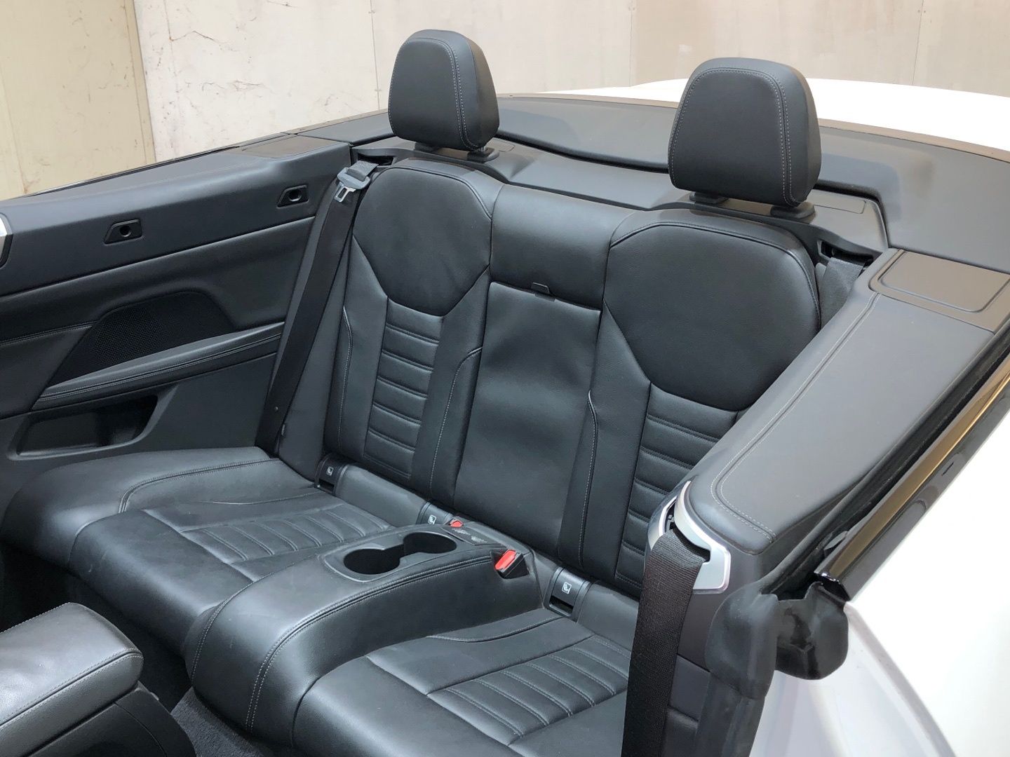 BMW Serie 4 420i Cabrio color Blanco. Año 2025. 135KW(184CV). Gasolina. En concesionario Movilnorte El Carralero de Madrid