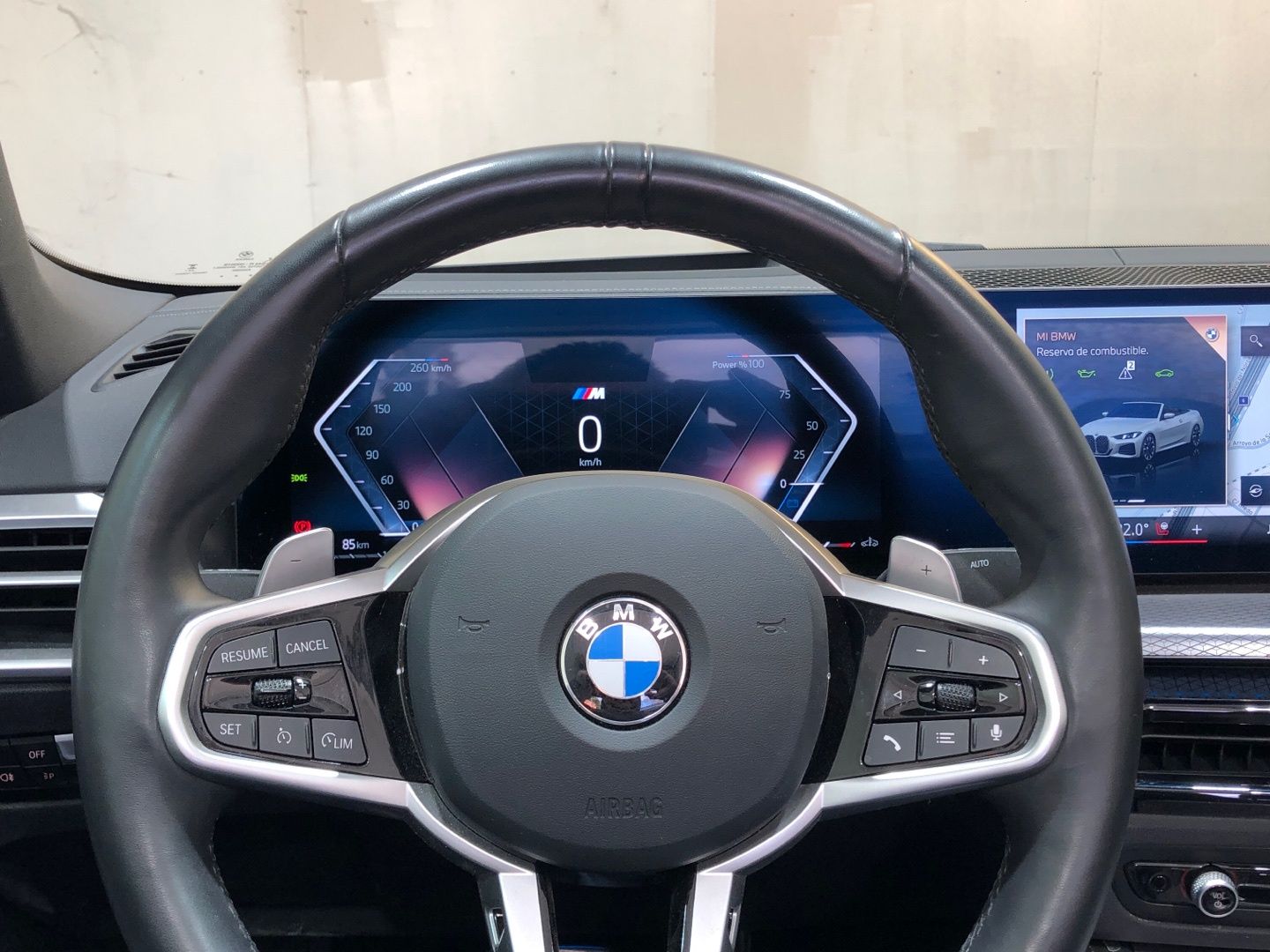 BMW Serie 4 420i Cabrio color Blanco. Año 2025. 135KW(184CV). Gasolina. En concesionario Movilnorte El Carralero de Madrid