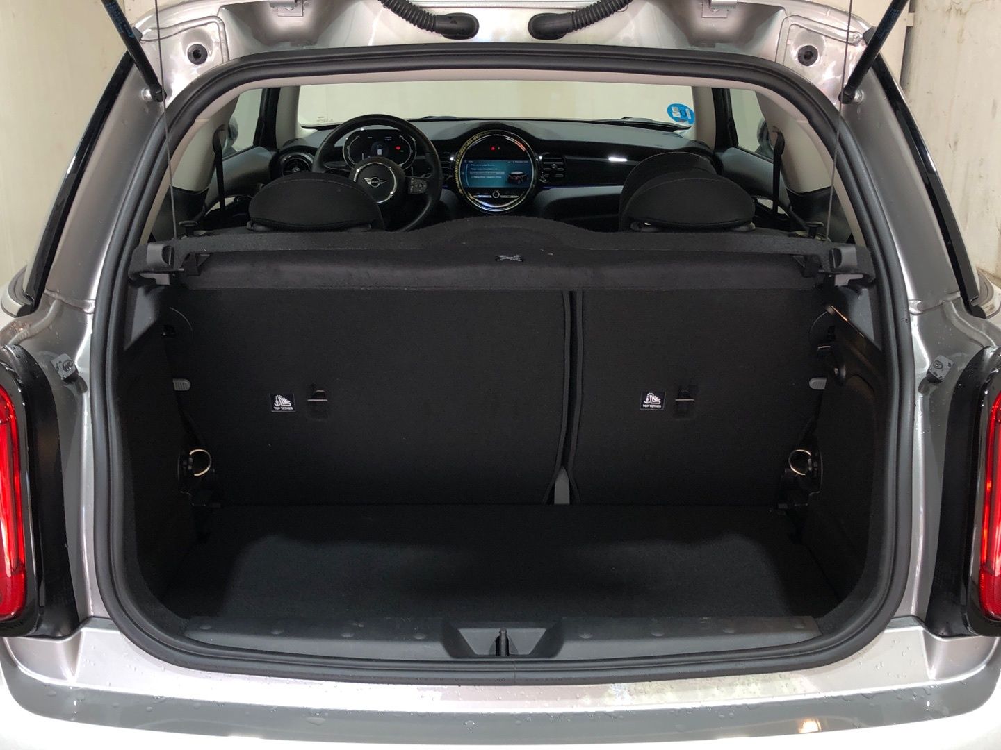 fotoG 12 del MINI MINI Cooper SE 135 kW (184 CV) 184cv Eléctrico del 2023 en Madrid