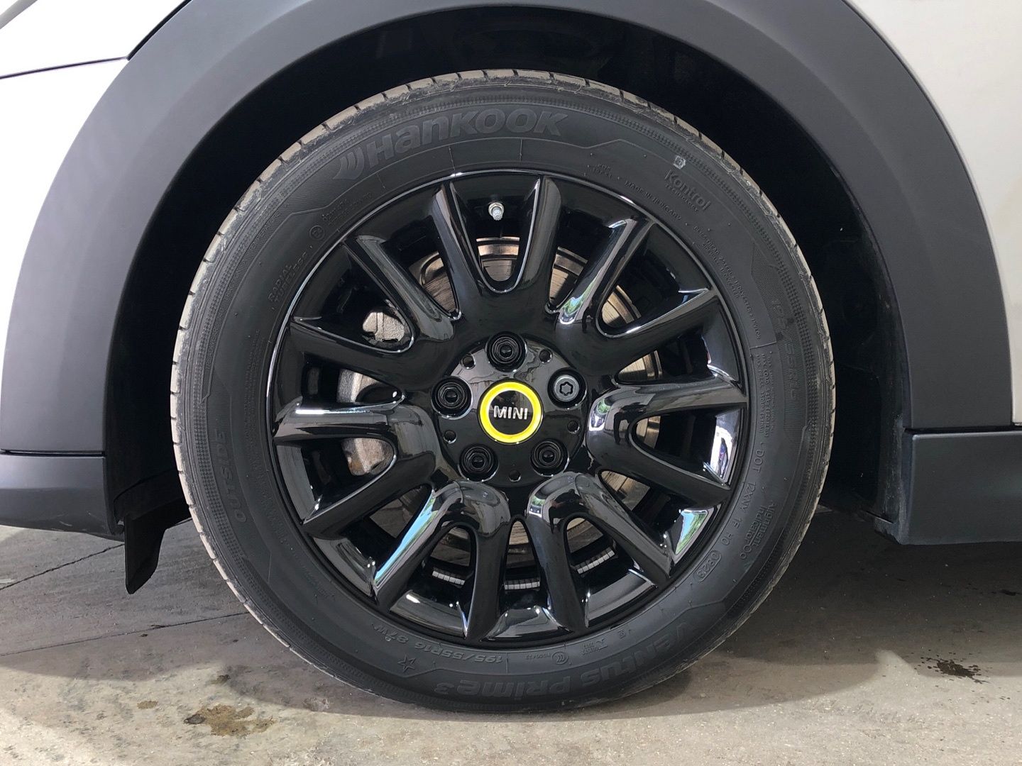 fotoG 11 del MINI MINI Cooper SE 135 kW (184 CV) 184cv Eléctrico del 2023 en Madrid