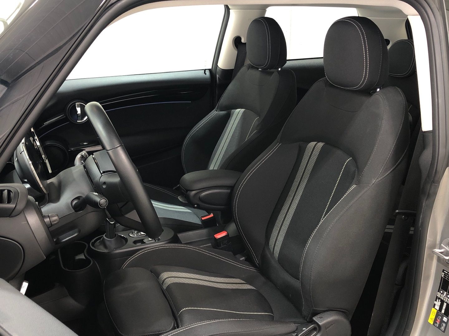 fotoG 20 del MINI MINI Cooper SE 135 kW (184 CV) 184cv Eléctrico del 2023 en Madrid