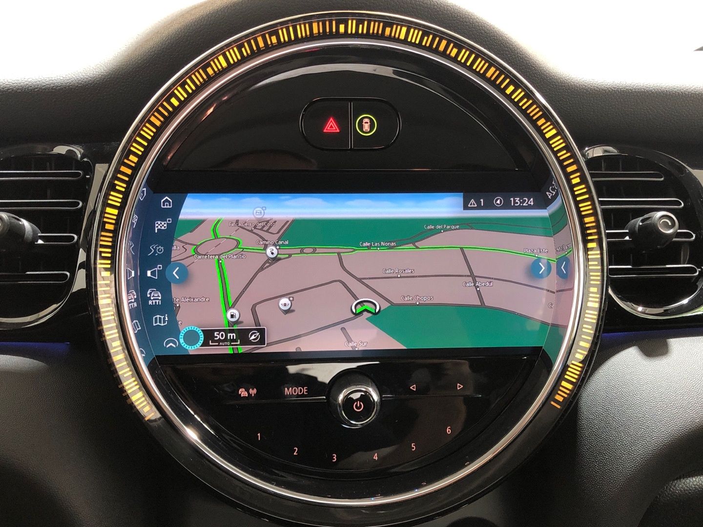 fotoG 22 del MINI MINI Cooper SE 135 kW (184 CV) 184cv Eléctrico del 2023 en Madrid