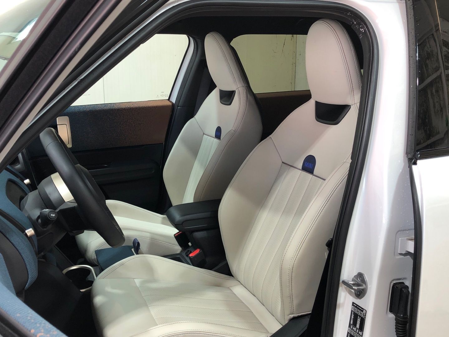 fotoG 20 del MINI MINI Countryman D 120 kW (163 CV) 163cv Diésel del 2025 en Madrid