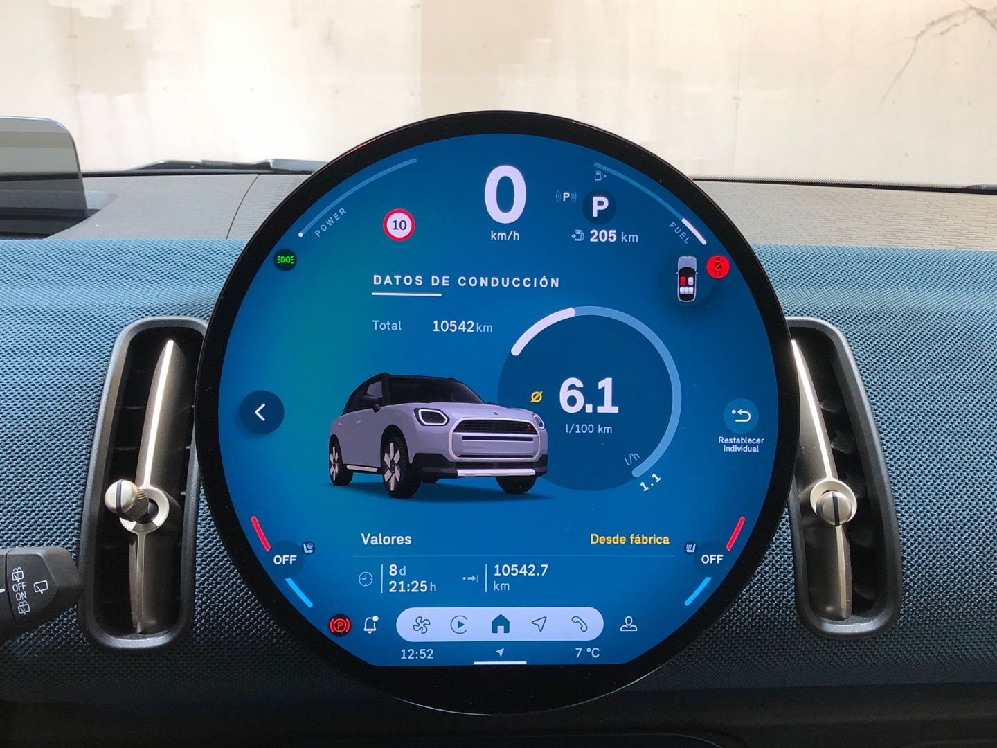 fotoG 18 del MINI MINI Countryman D 120 kW (163 CV) 163cv Diésel del 2025 en Madrid