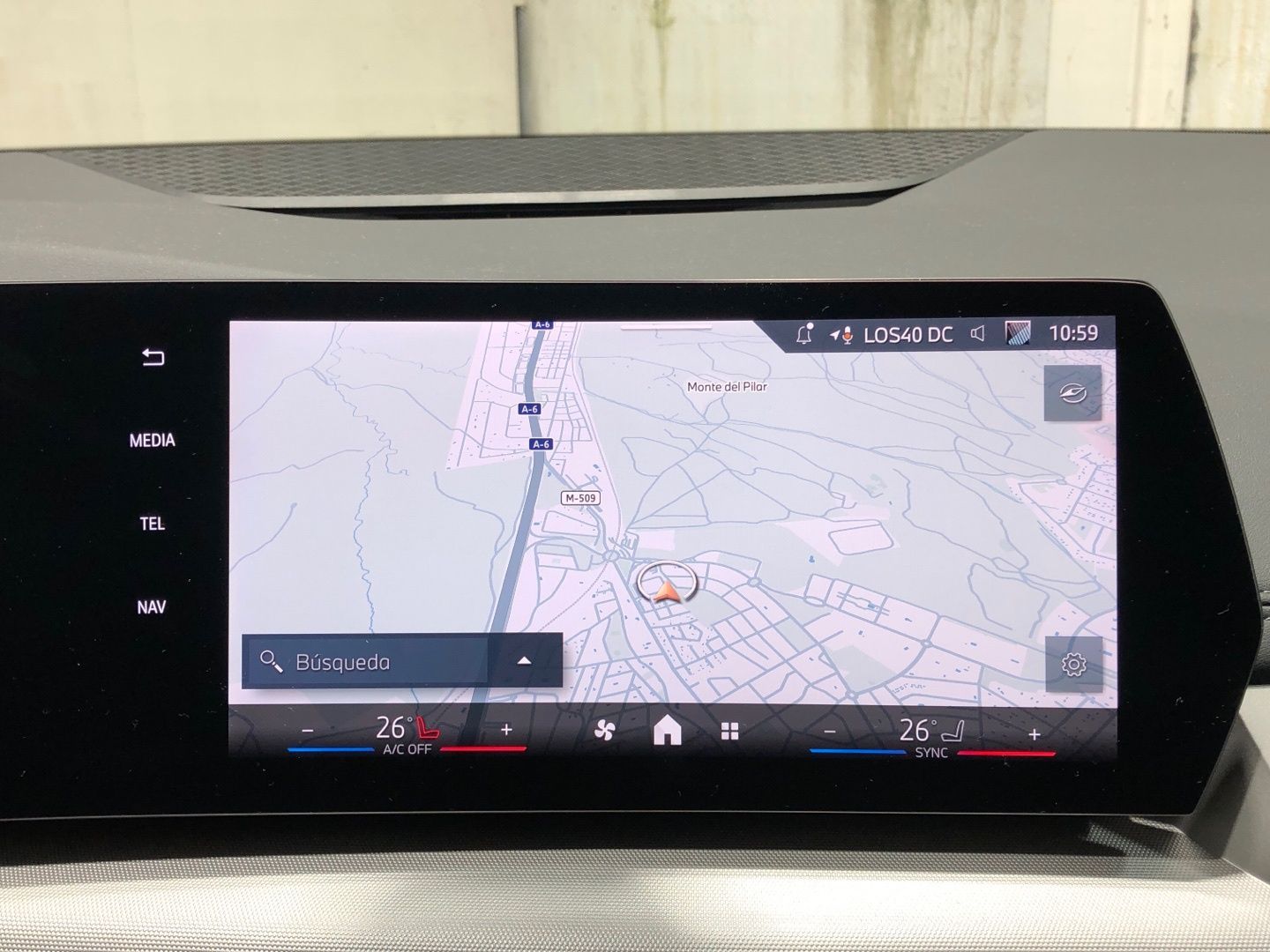 BMW Serie 2 218d Active Tourer color Gris. Año 2025. 110KW(150CV). Diésel. En concesionario Movilnorte El Plantio de Madrid