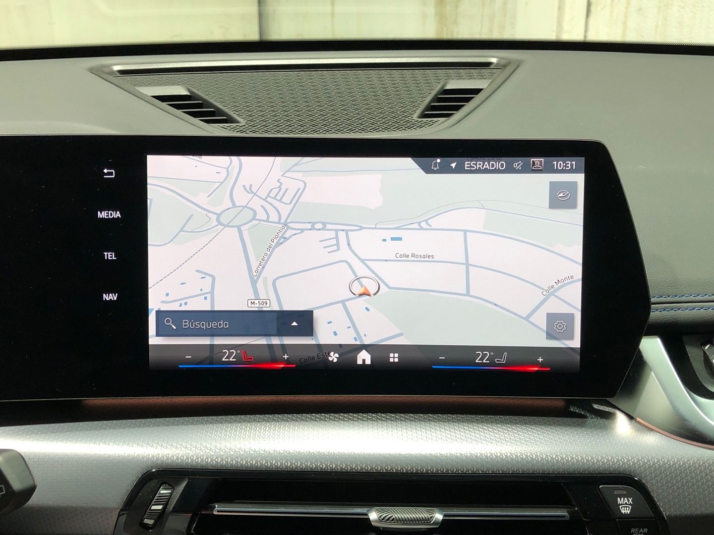 BMW X1 sDrive20d color Verde. Año 2025. 120KW(163CV). Diésel. En concesionario Movilnorte El Plantio de Madrid