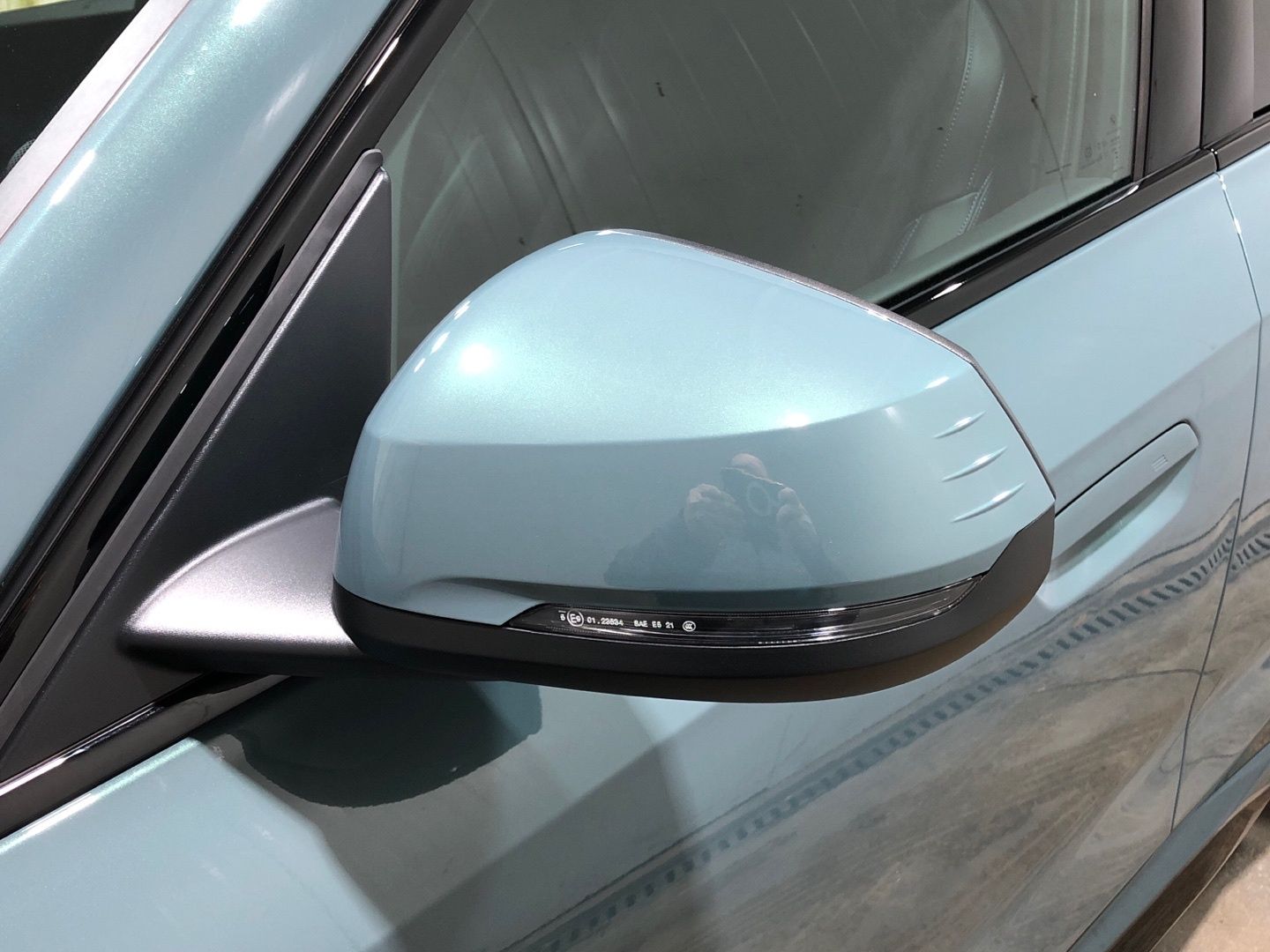 BMW X1 sDrive20d color Verde. Año 2025. 120KW(163CV). Diésel. En concesionario Movilnorte El Plantio de Madrid