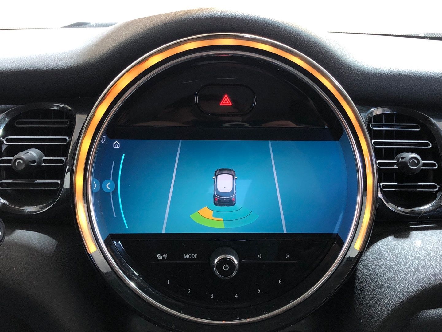 fotoG 21 del MINI MINI Cooper 5 Puertas One 75 kW (102 CV) 102cv Gasolina del 2021 en Madrid