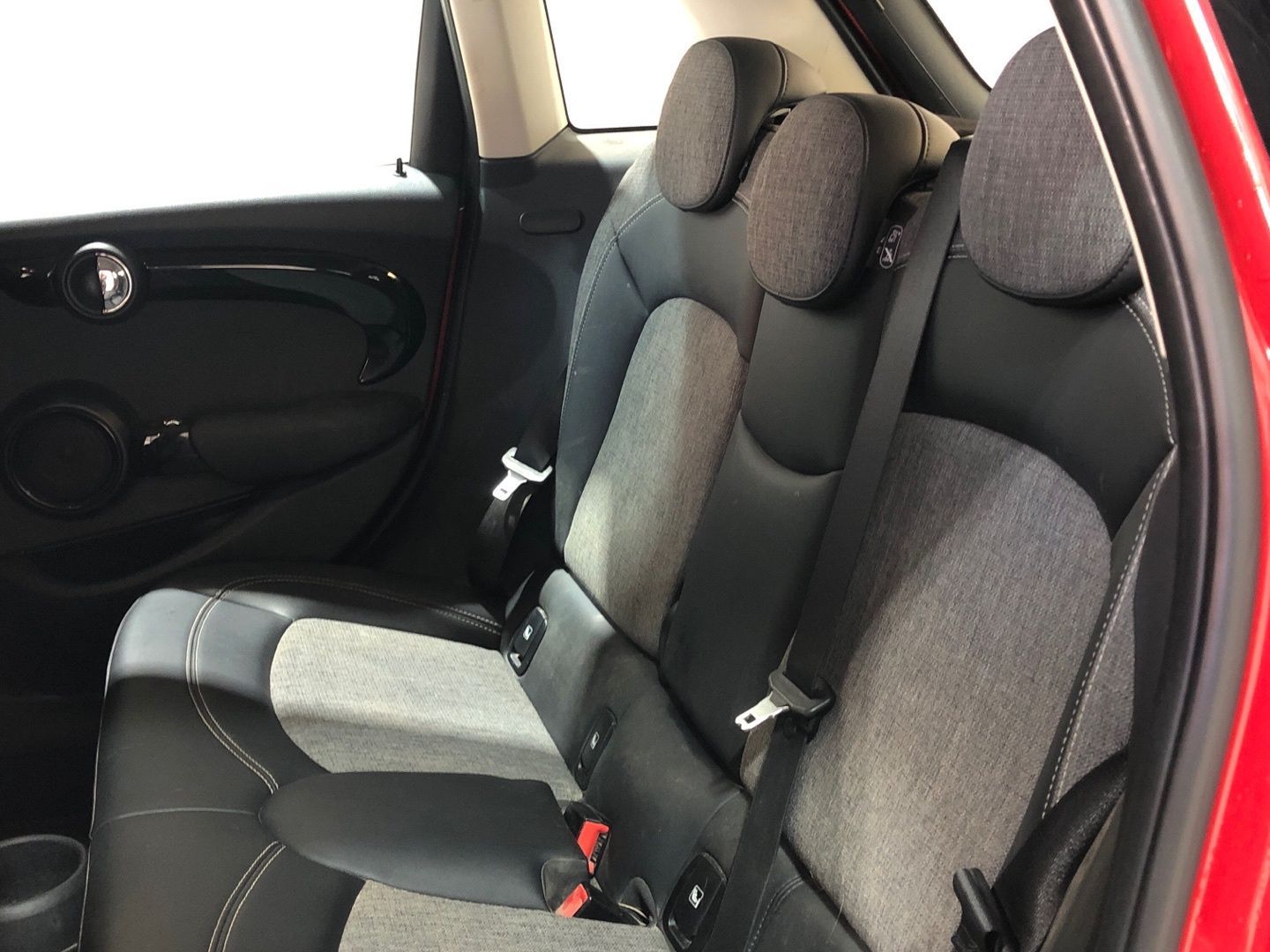 fotoG 8 del MINI MINI Cooper 5 Puertas One 75 kW (102 CV) 102cv Gasolina del 2021 en Madrid