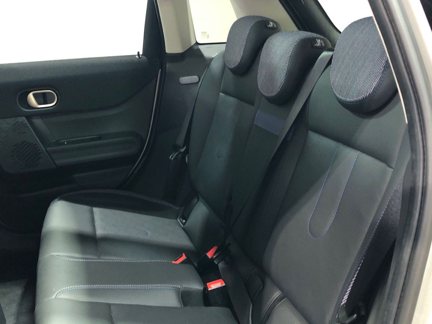 fotoG 8 del MINI MINI Cooper 5 Puertas C 115 kW (156 CV) 156cv Gasolina del 2024 en Madrid