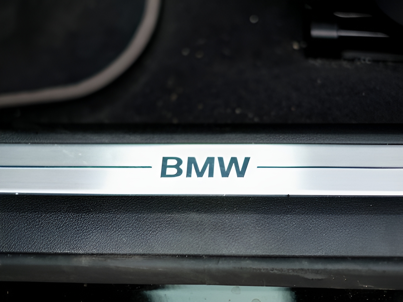BMW Série 2 218d Gran Coupé color Negro. Año 2024. 110KW(150CV). Diesel. En concesionario A MatosCar Guarda - Comércio Automóvel, S.A. de Guarda