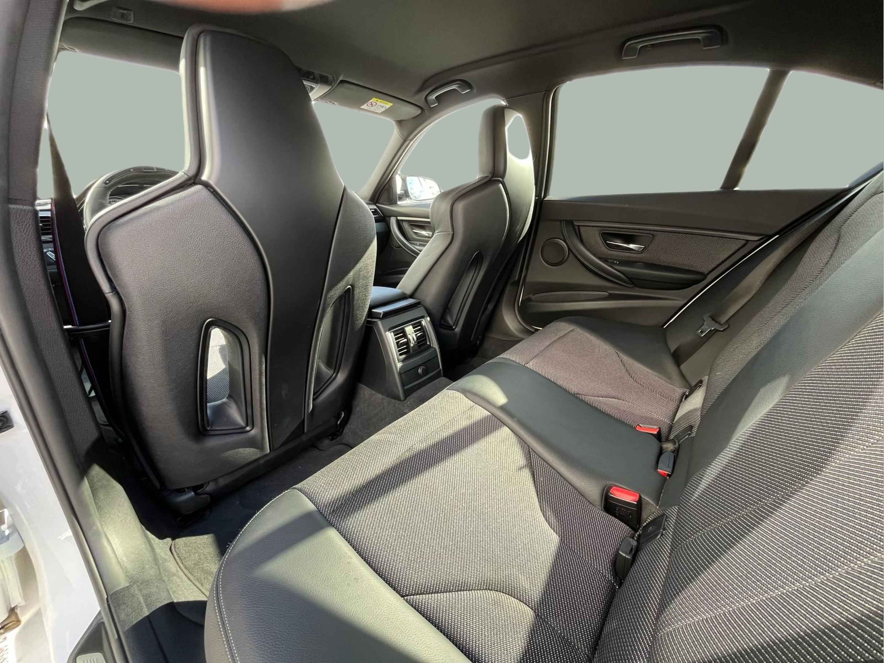 BMW M M3 Berlina color Blanco. Año 2017. 317KW(431CV). Gasolina. En concesionario A MatosCar Guarda - Comércio Automóvel, S.A. de Guarda