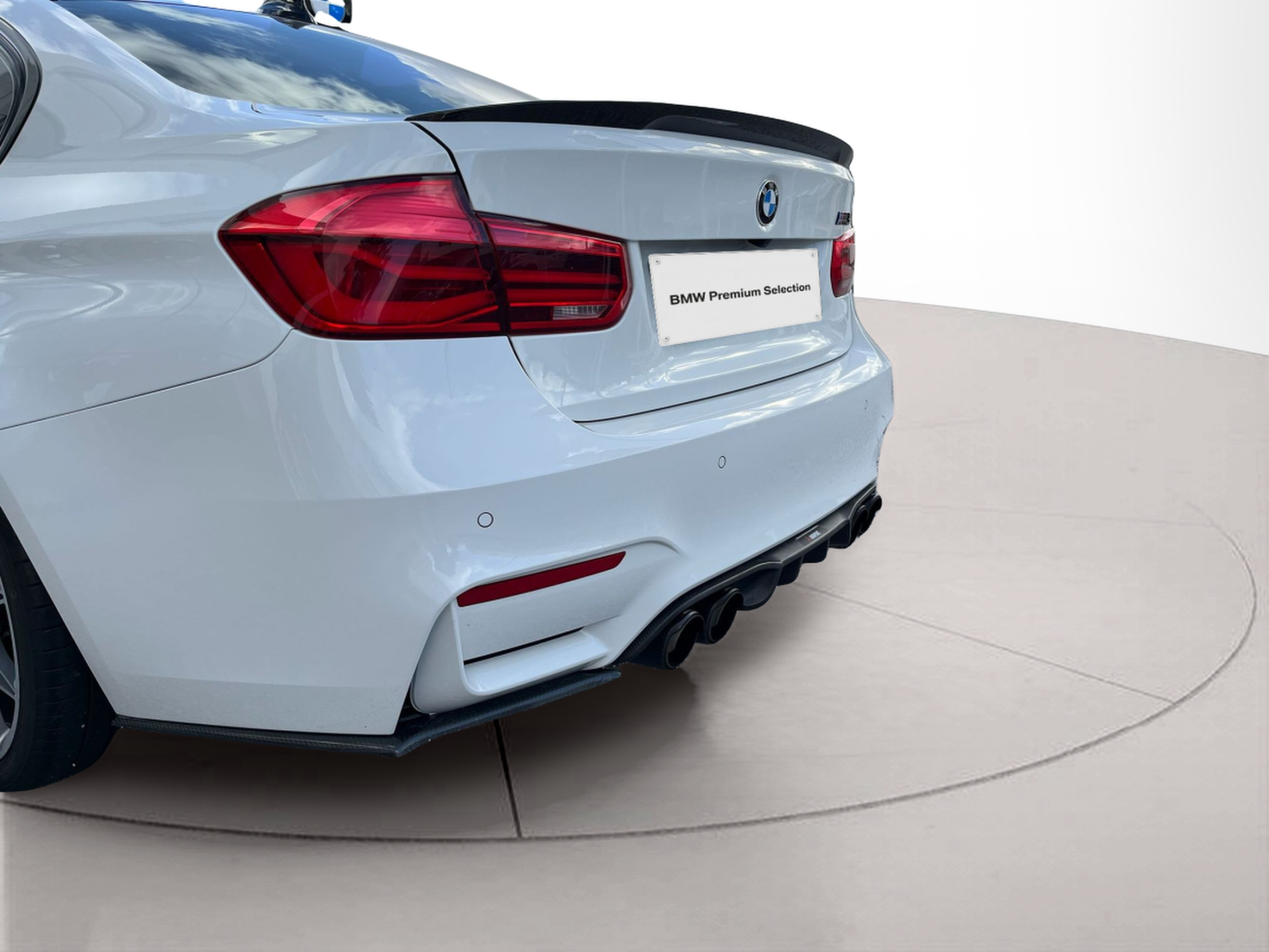 BMW M M3 Berlina color Blanco. Año 2017. 317KW(431CV). Gasolina. En concesionario A MatosCar Guarda - Comércio Automóvel, S.A. de Guarda