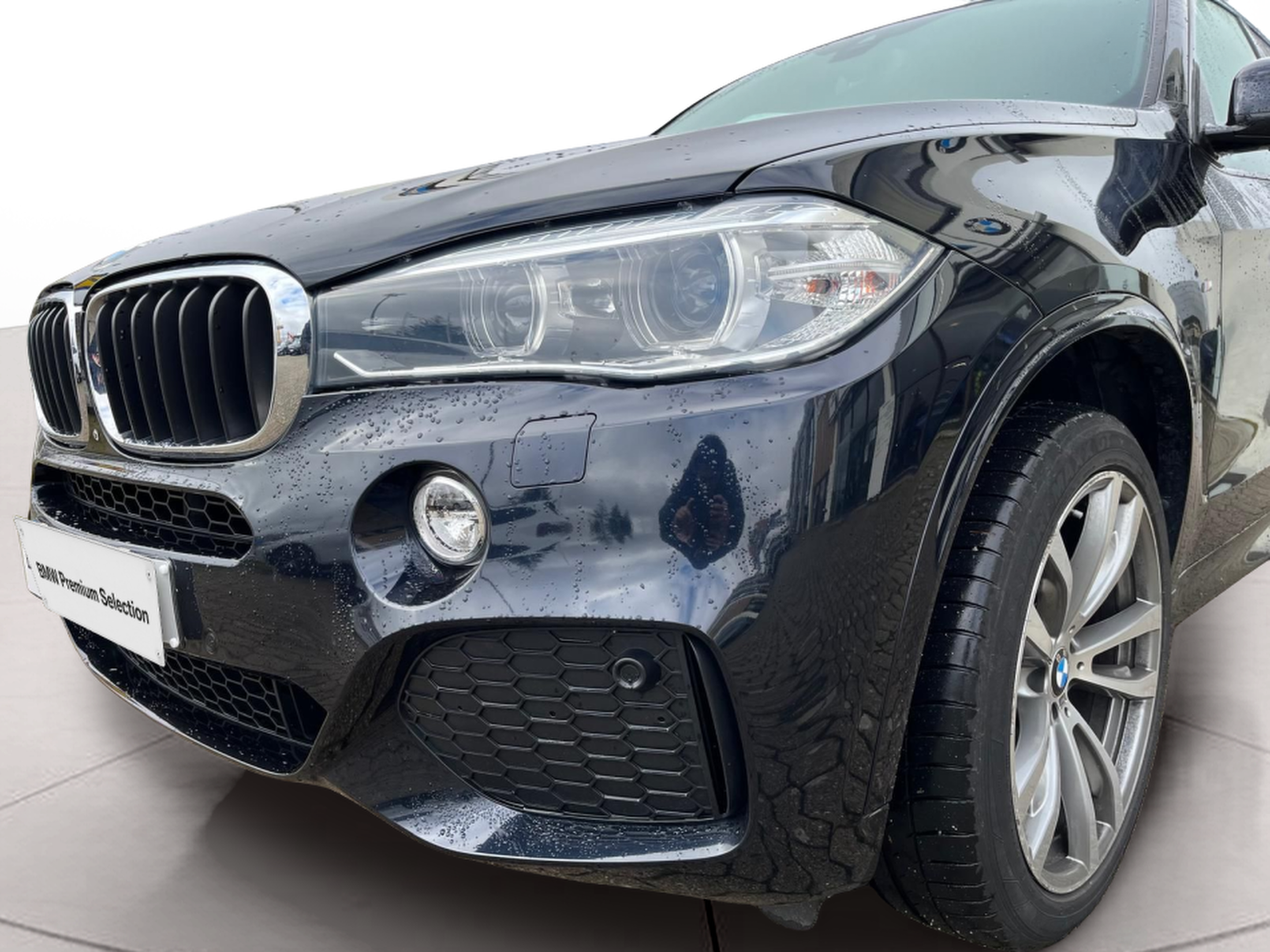 BMW X5 sDrive25d color Negro. Año 2016. 170KW(231CV). Diesel. En concesionario A MatosCar Guarda - Comércio Automóvel, S.A. de Guarda