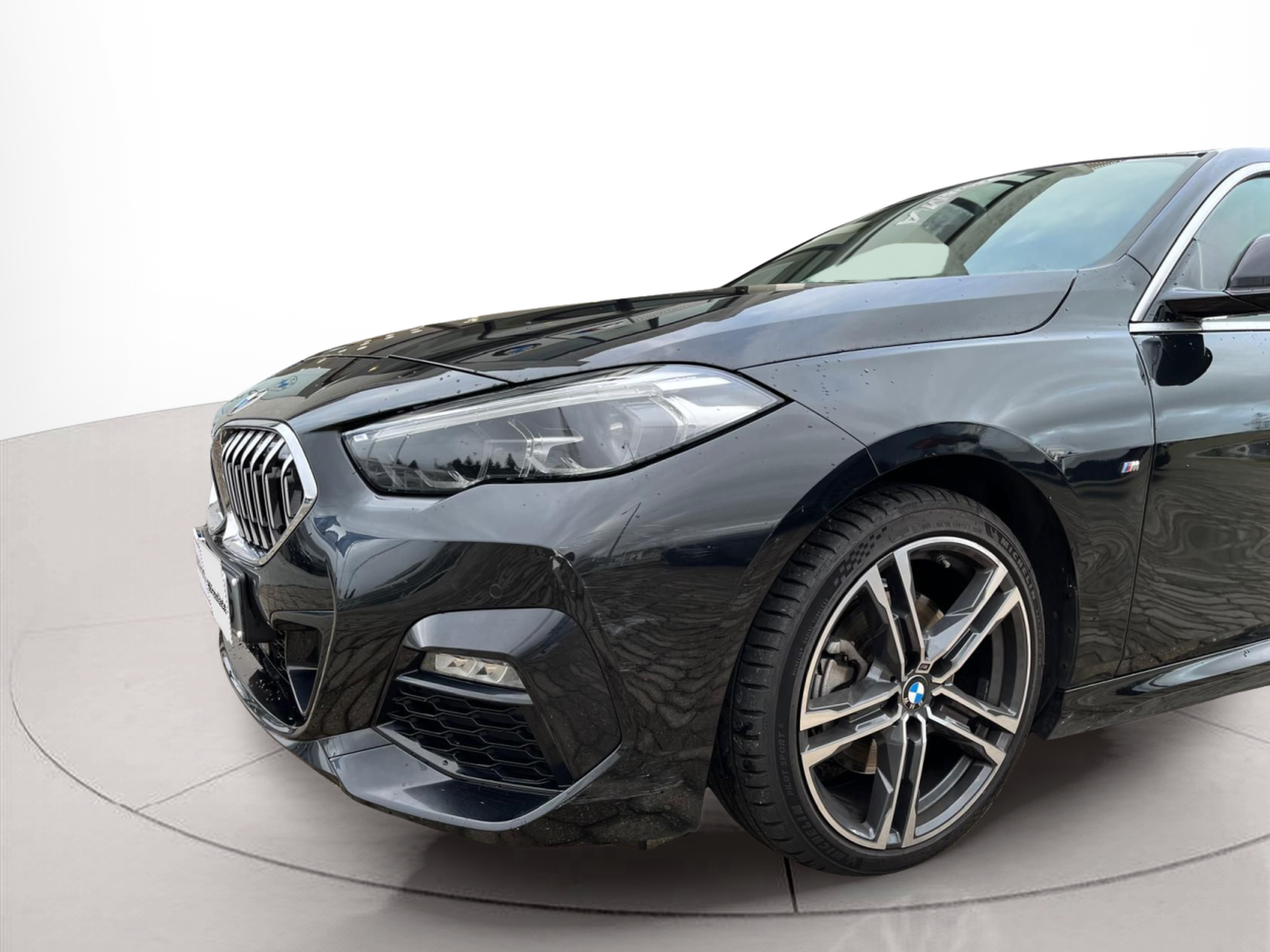 BMW Série 2 216d Gran Coupe color Negro. Año 2021. 85KW(116CV). Diesel. En concesionario A MatosCar Guarda - Comércio Automóvel, S.A. de Guarda