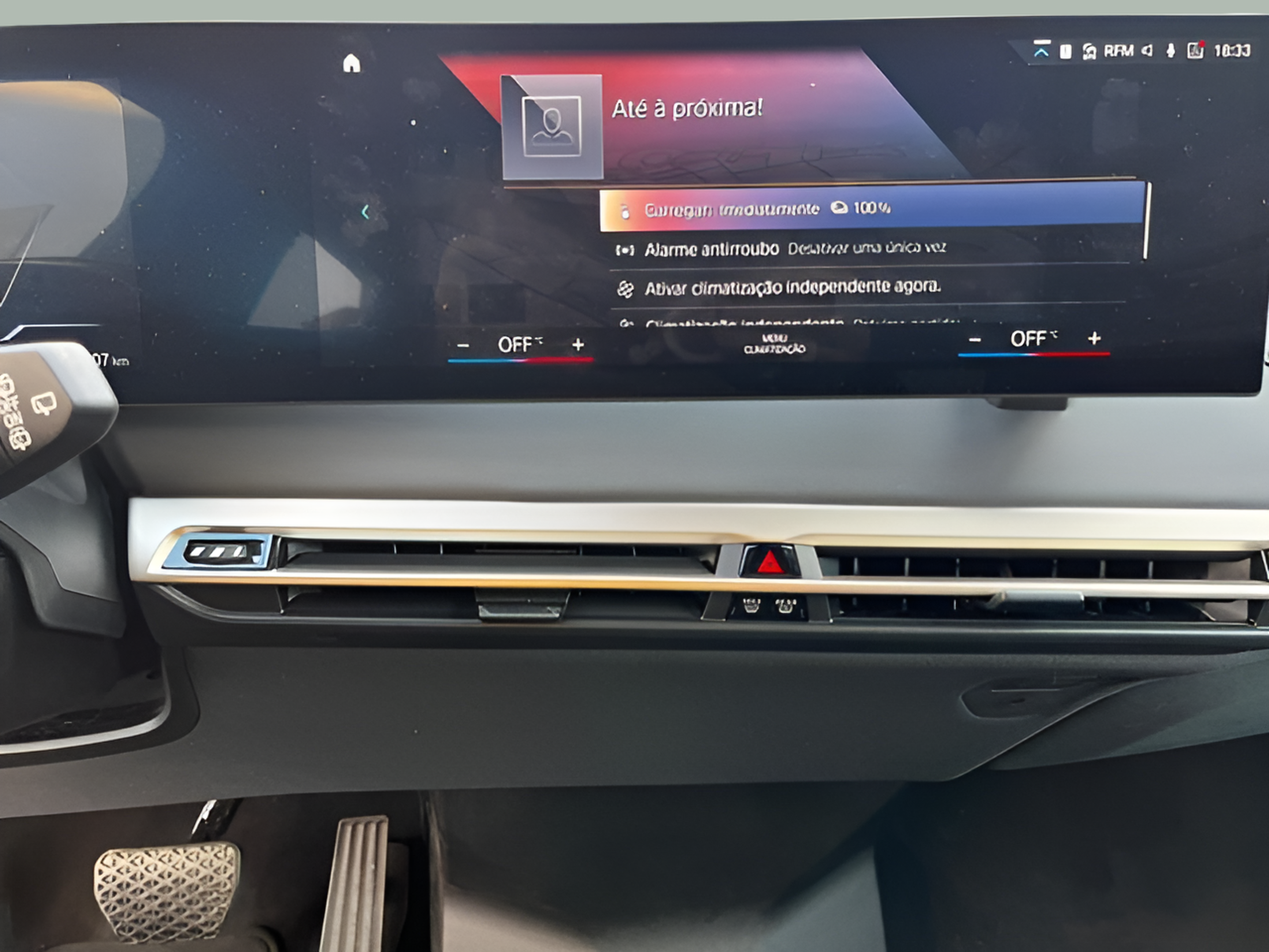 BMW iX xDrive40 color Blanco. Año 2023. 240KW(326CV). Elétrico. En concesionario A MatosCar Guarda - Comércio Automóvel, S.A. de Guarda