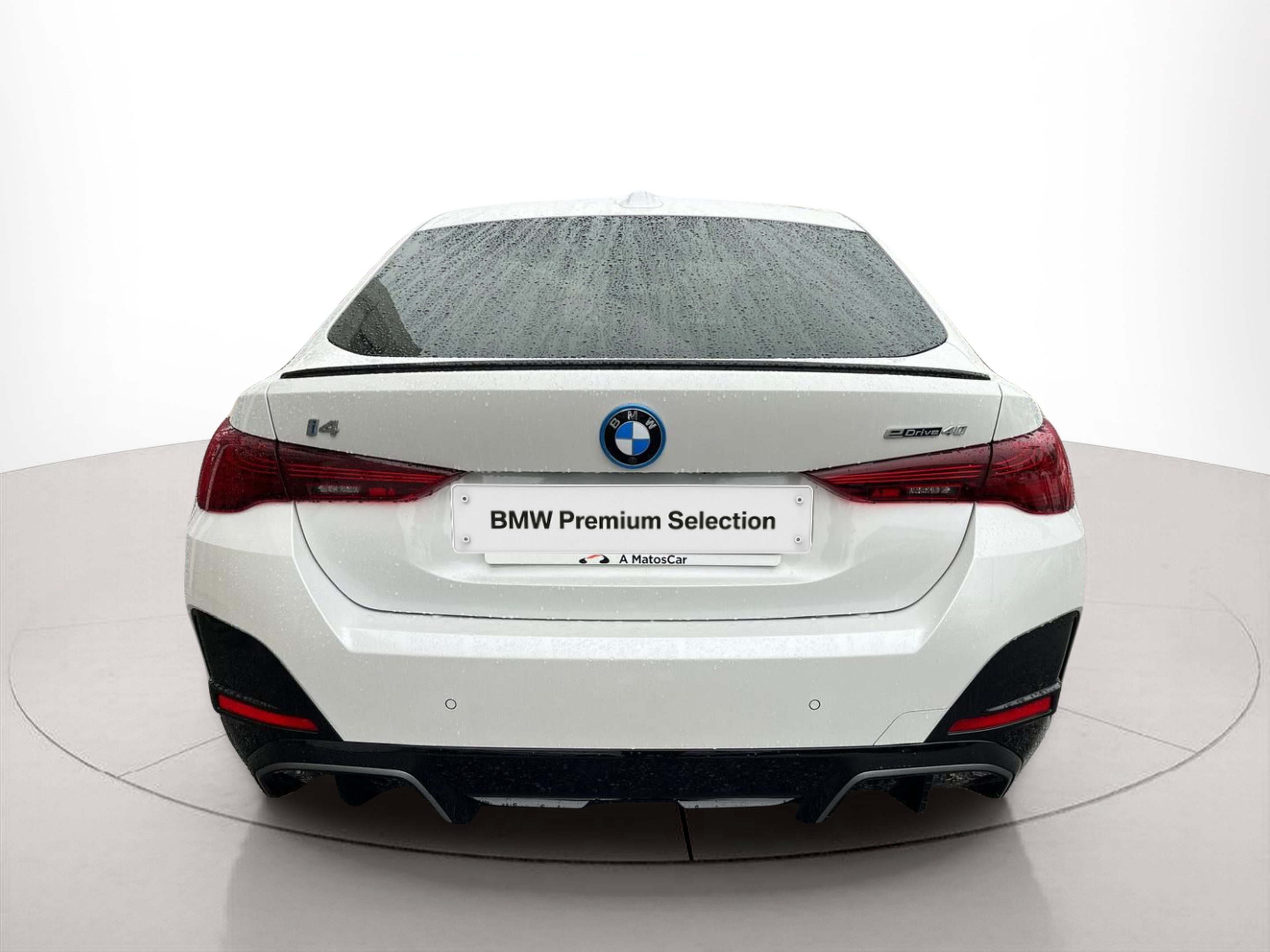 BMW i4 i4 eDrive40 color Blanco. Año 2024. 250KW(340CV). Elétrico. En concesionario A MatosCar Guarda - Comércio Automóvel, S.A. de Guarda