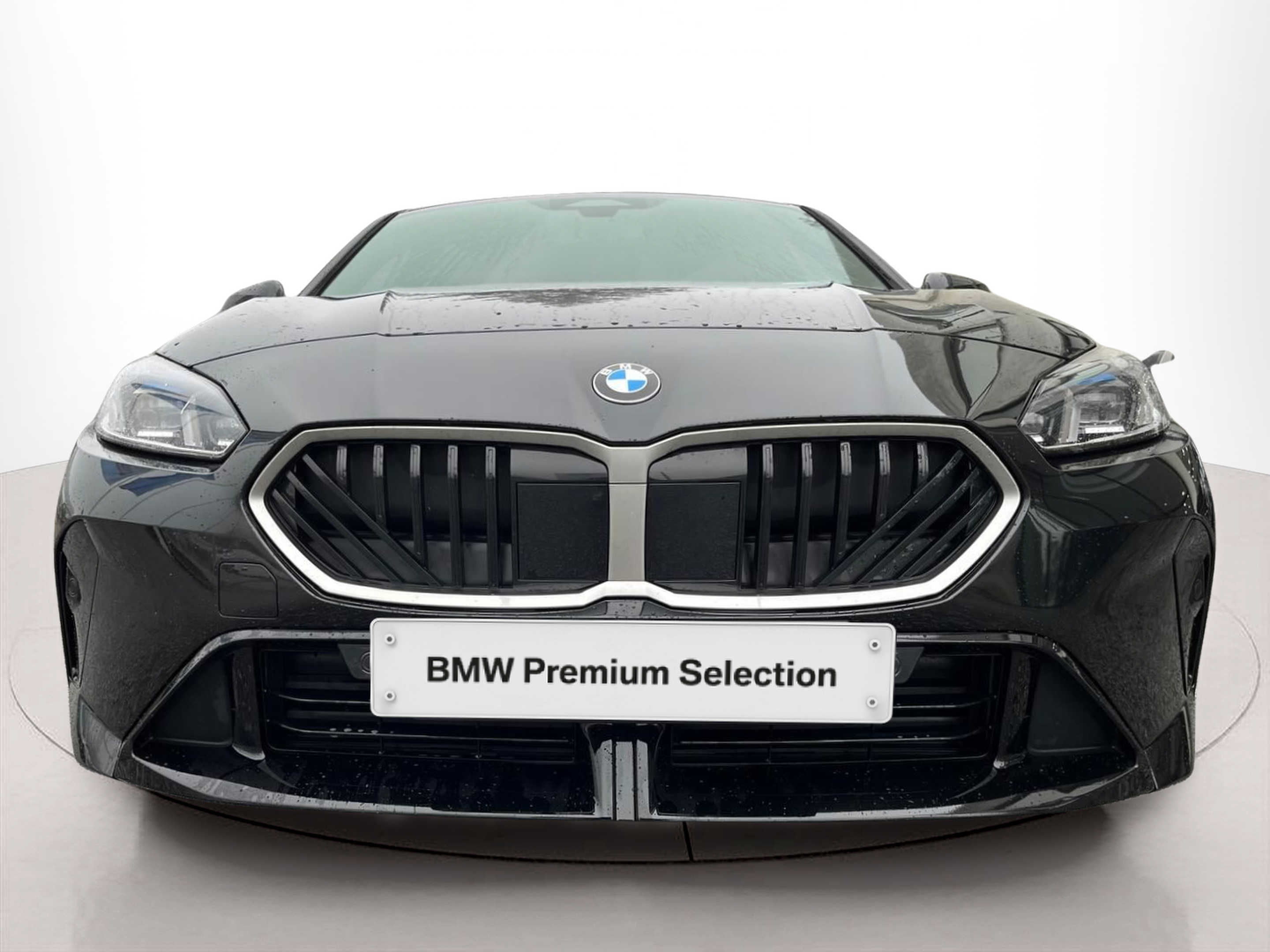 Fotos de BMW Série 1 116i color Negro. Año 2025. 90KW(122CV). Gasolina. En concesionario A MatosCar Guarda - Comércio Automóvel, S.A. de Guarda