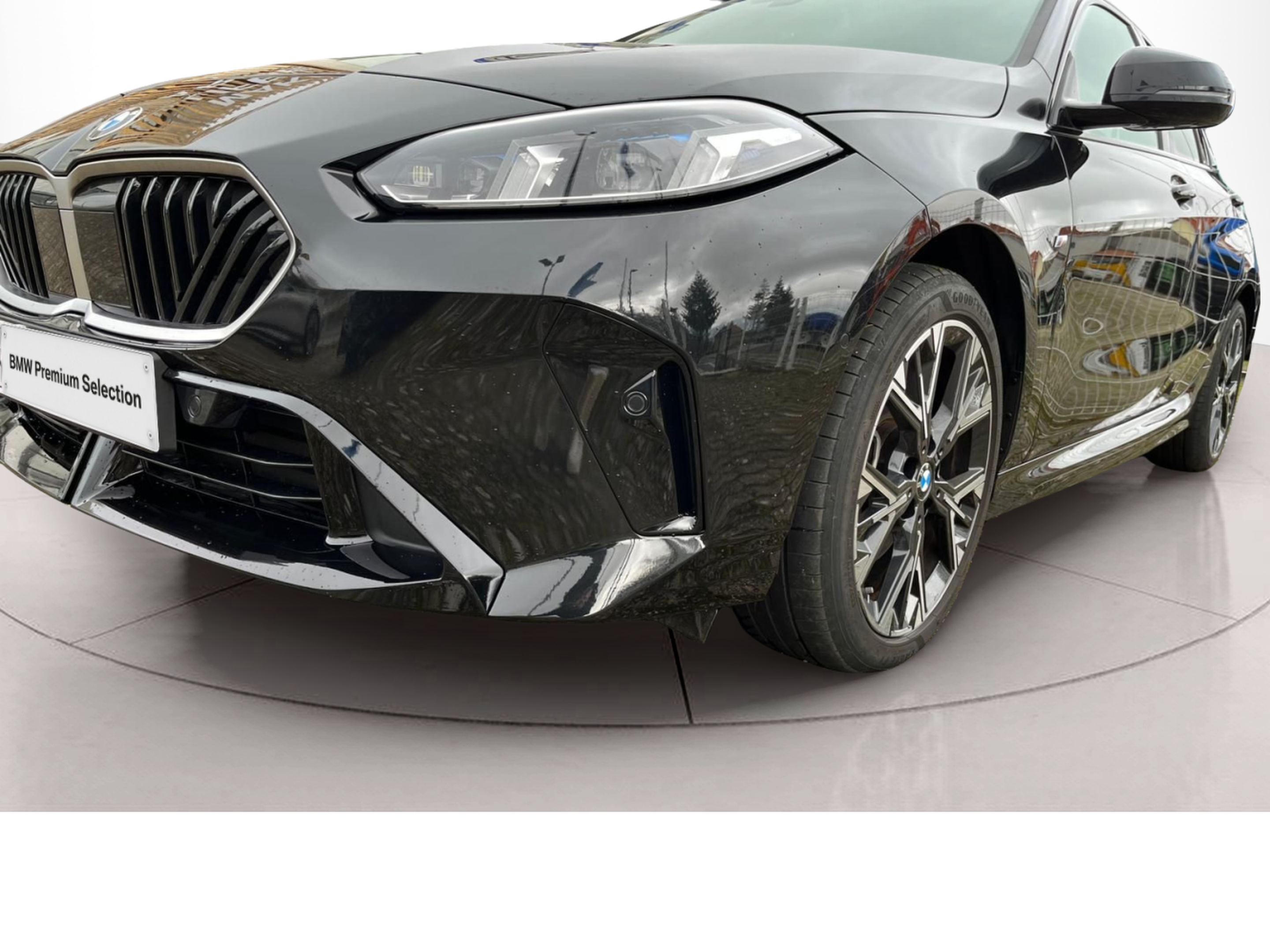 Fotos de BMW Série 1 116i color Negro. Año 2025. 90KW(122CV). Gasolina. En concesionario A MatosCar Guarda - Comércio Automóvel, S.A. de Guarda