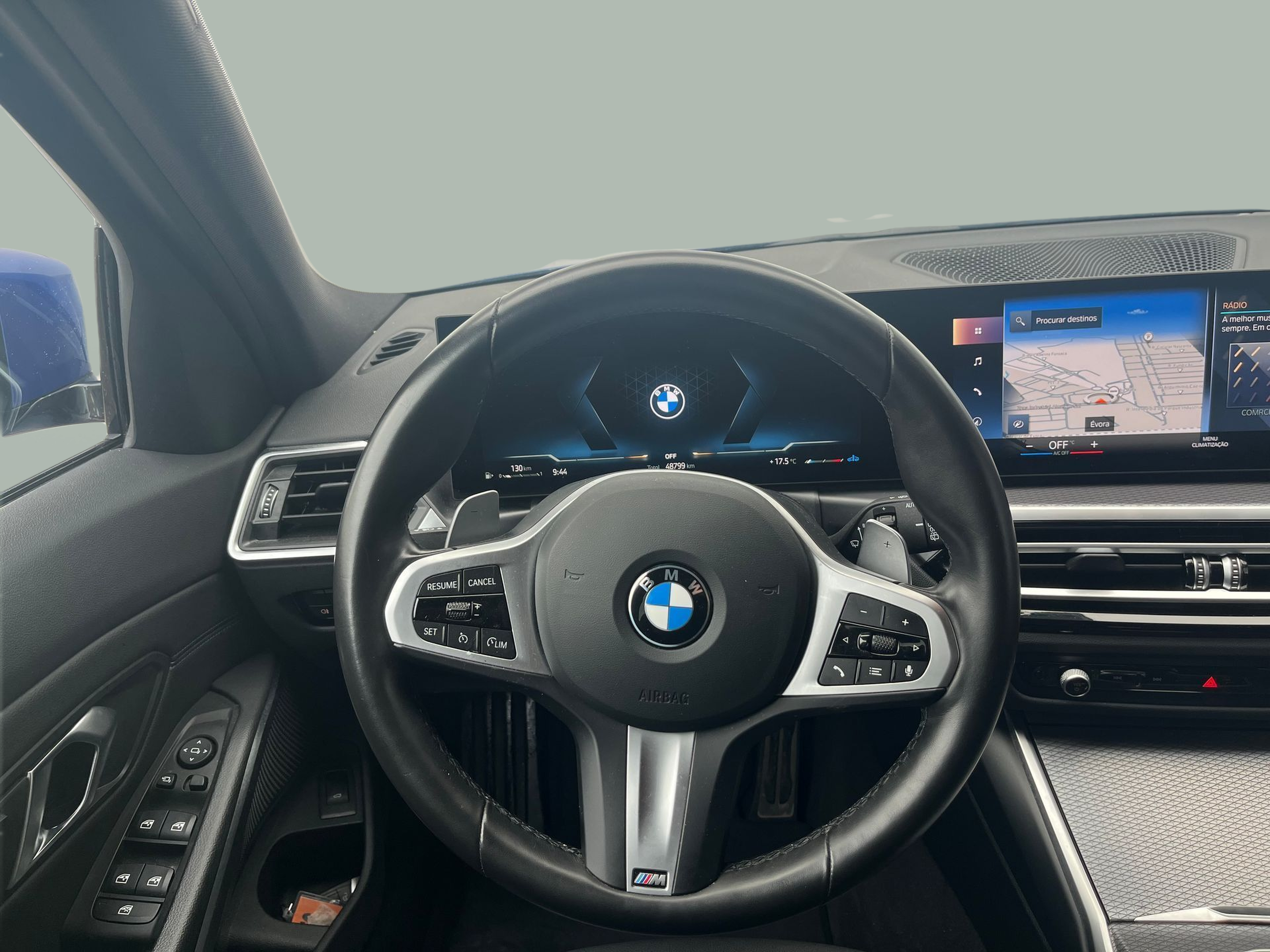 BMW Série 3 320d Touring color Azul. Año 2024. 140KW(190CV). Diesel. En concesionario A MatosCar Évora - Comércio Automóvel, S.A. de Évora