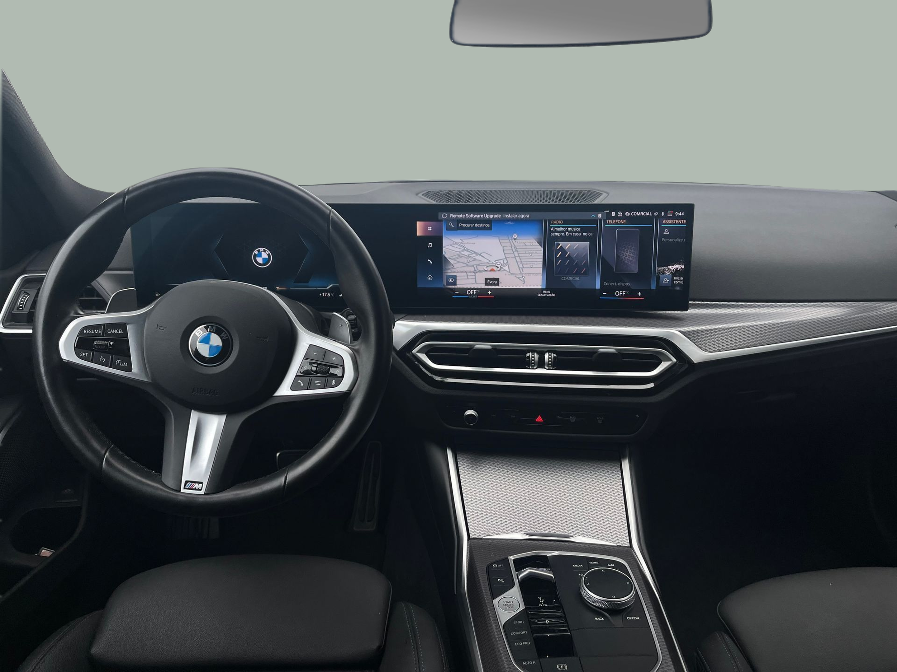 BMW Série 3 320d Touring color Azul. Año 2024. 140KW(190CV). Diesel. En concesionario A MatosCar Évora - Comércio Automóvel, S.A. de Évora