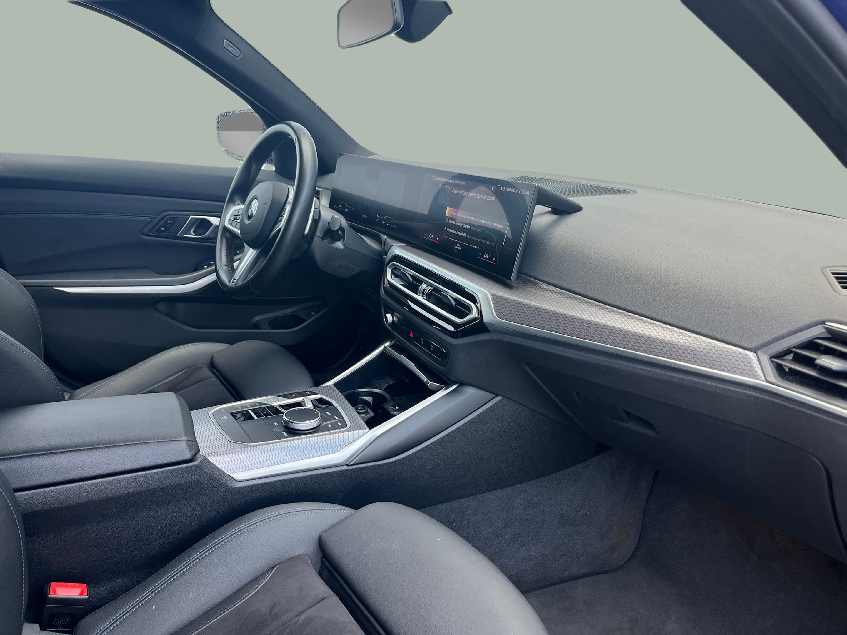 BMW Série 3 320d Touring color Azul. Año 2024. 140KW(190CV). Diesel. En concesionario A MatosCar Évora - Comércio Automóvel, S.A. de Évora