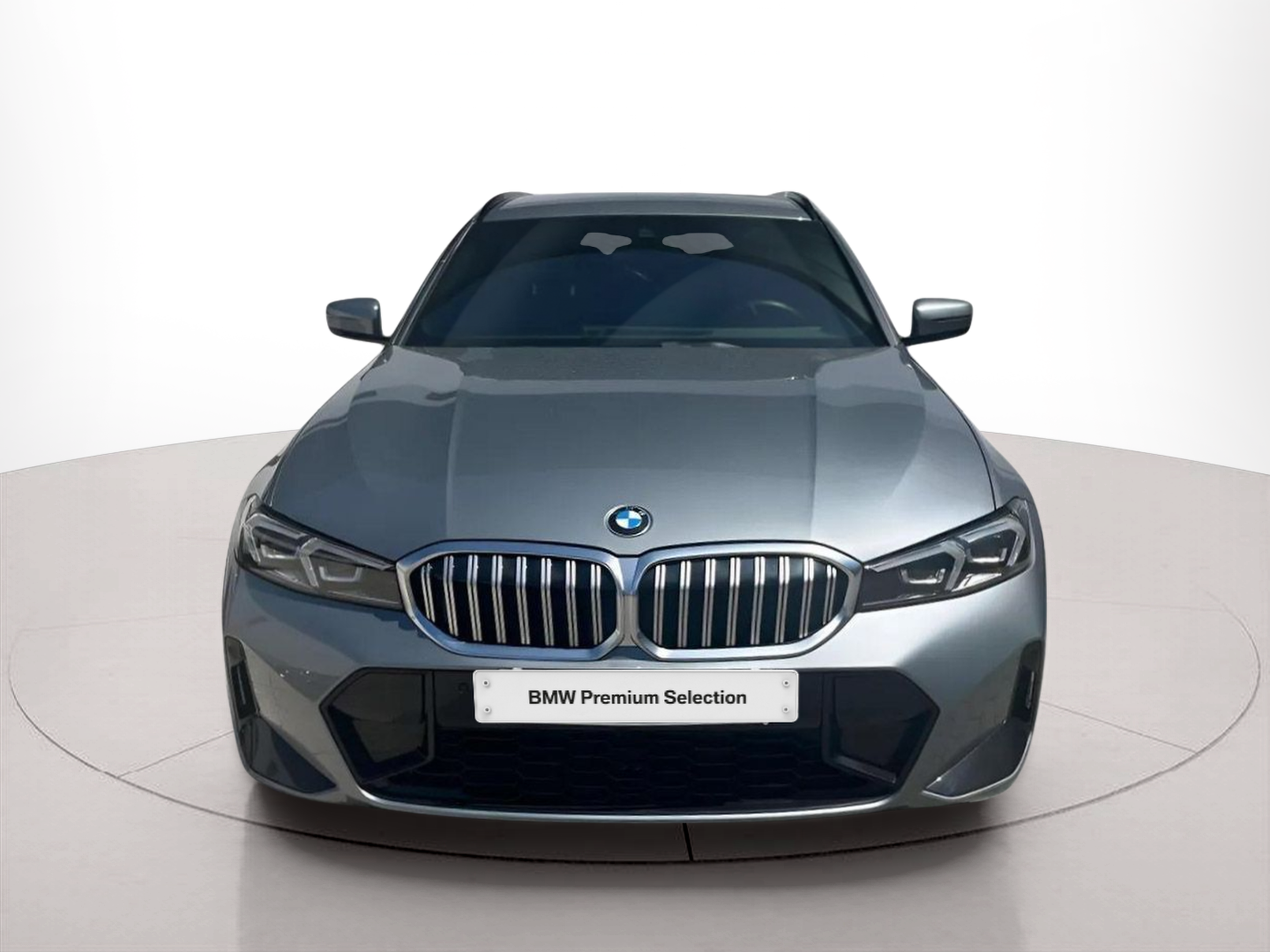 Fotos de BMW Série 3 320d Touring color Gris. Año 2024. 140KW(190CV). Diesel. En concesionario A MatosCar Guarda - Comércio Automóvel, S.A. de Guarda