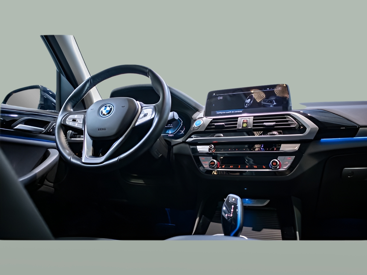 BMW iX3 iX3 80 kWh color Negro. Año 2021. 210KW(286CV). Elétrico. En concesionario Aníbal Carvalho & Filhos, S.A. de Santarém