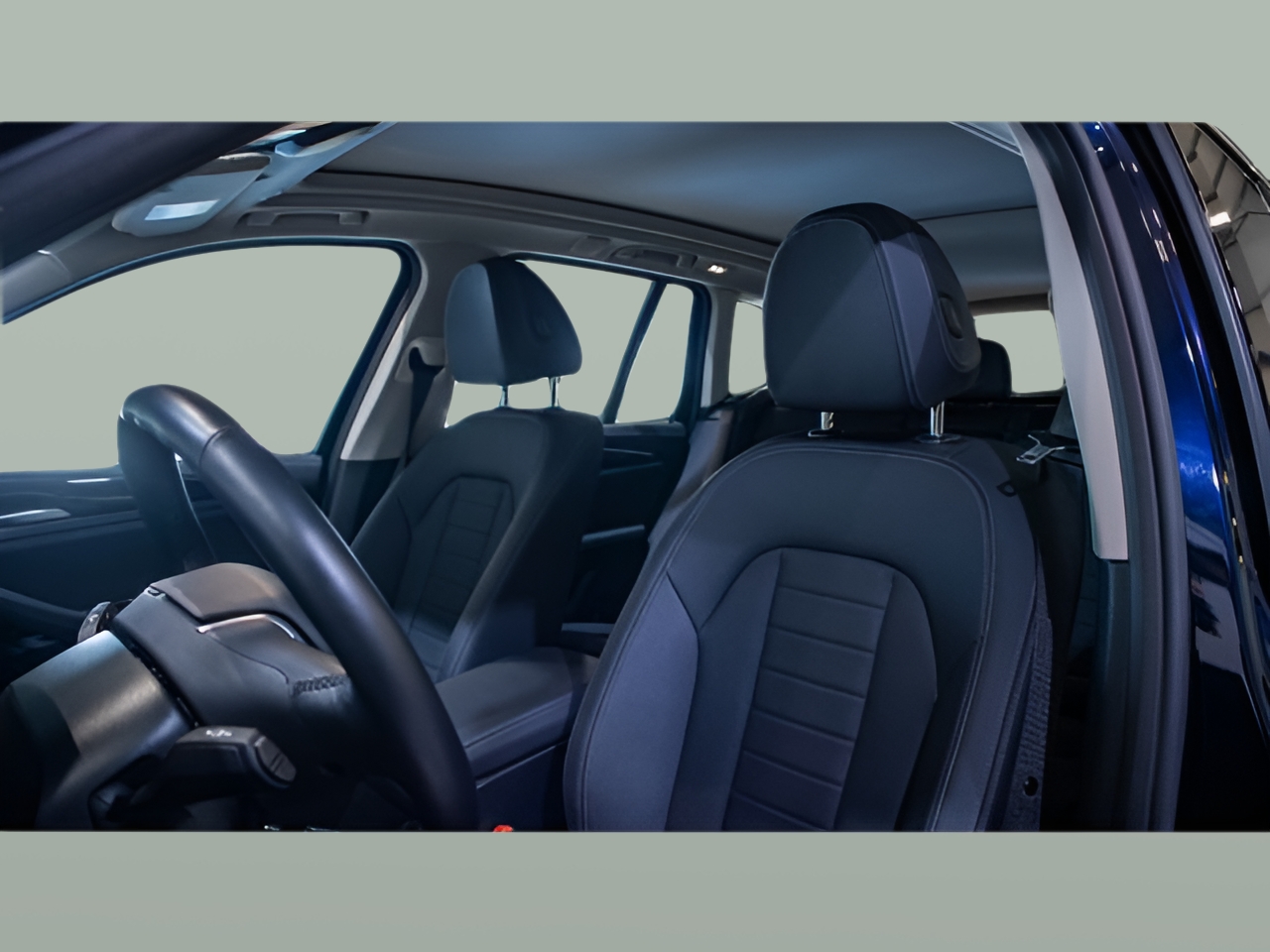 BMW iX3 iX3 80 kWh color Negro. Año 2021. 210KW(286CV). Elétrico. En concesionario Aníbal Carvalho & Filhos, S.A. de Santarém