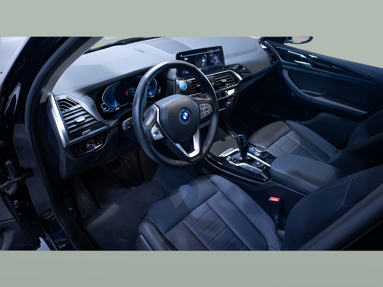 BMW iX3 iX3 80 kWh color Negro. Año 2021. 210KW(286CV). Elétrico. En concesionario Aníbal Carvalho & Filhos, S.A. de Santarém