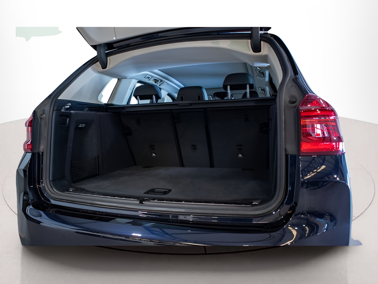 BMW iX3 iX3 80 kWh color Negro. Año 2021. 210KW(286CV). Elétrico. En concesionario Aníbal Carvalho & Filhos, S.A. de Santarém