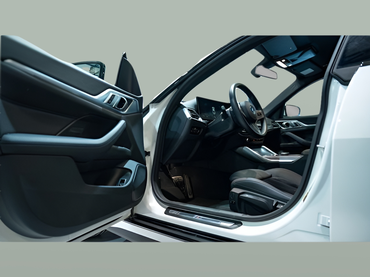 BMW i4 i4 eDrive35 color Blanco. Año 2023. 210KW(286CV). Elétrico. En concesionario Aníbal Carvalho & Filhos, S.A. de Santarém