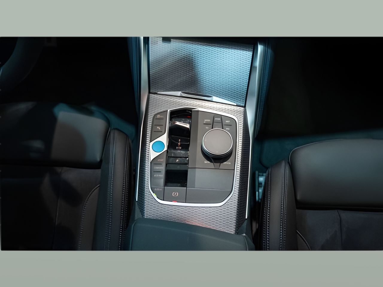 BMW i4 i4 eDrive35 color Blanco. Año 2023. 210KW(286CV). Elétrico. En concesionario Aníbal Carvalho & Filhos, S.A. de Santarém