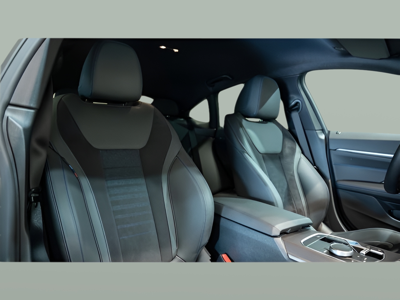 BMW i4 i4 eDrive35 color Blanco. Año 2023. 210KW(286CV). Elétrico. En concesionario Aníbal Carvalho & Filhos, S.A. de Santarém