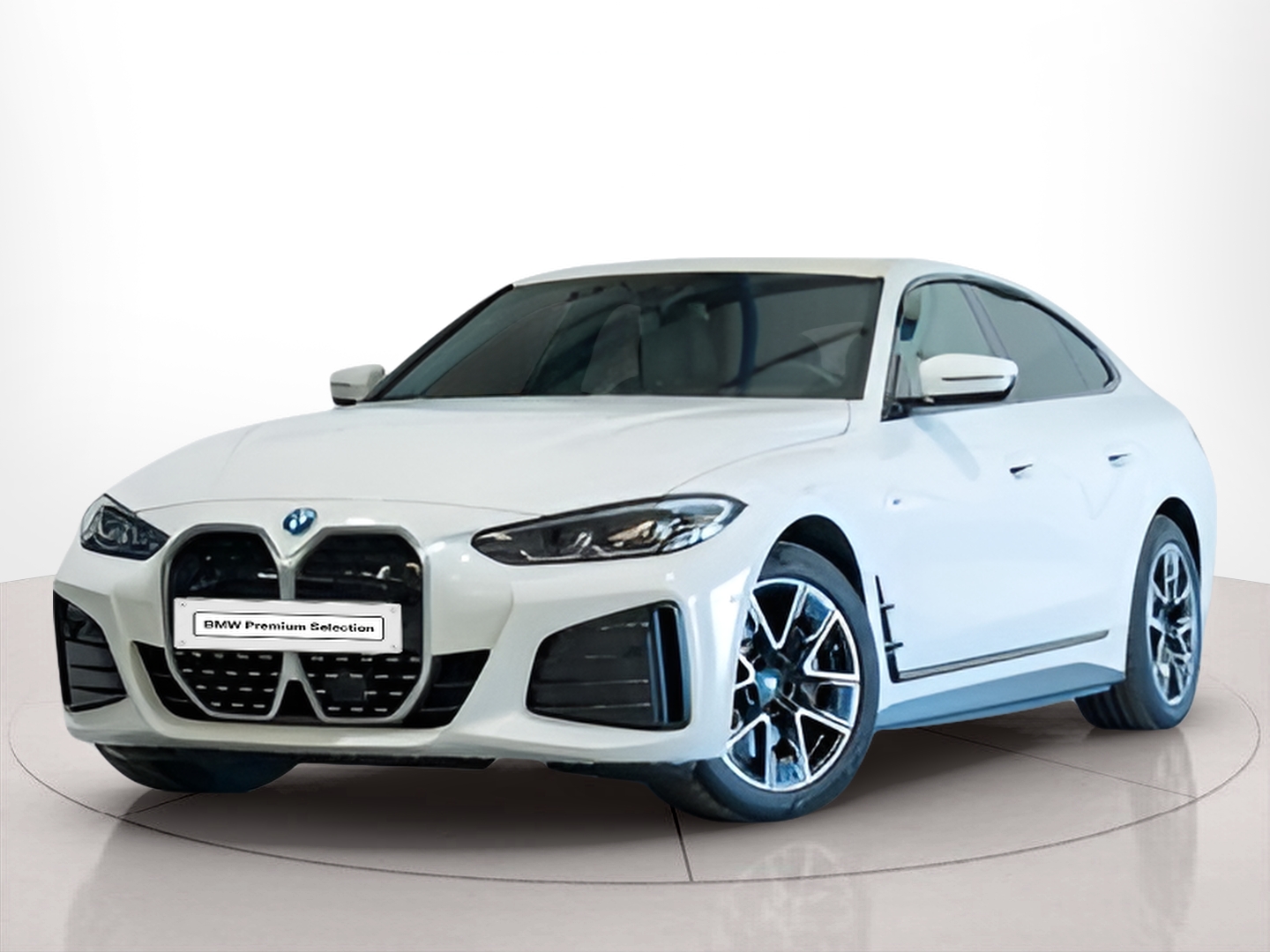 BMW i4 i4 eDrive35 color Blanco. Año 2023. 210KW(286CV). Elétrico. En concesionario Aníbal Carvalho & Filhos, S.A. de Santarém