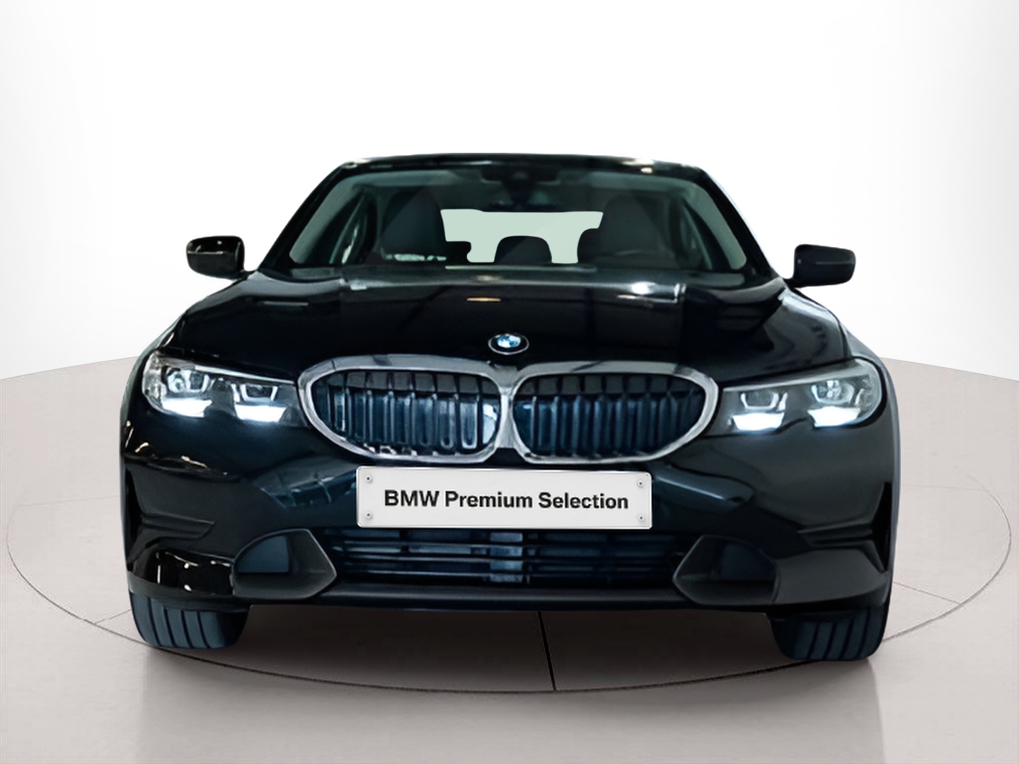 BMW Série 3 320d Berlina color Negro. Año 2022. 140KW(190CV). Diesel. En concesionario Aníbal Carvalho & Filhos, S.A. de Santarém