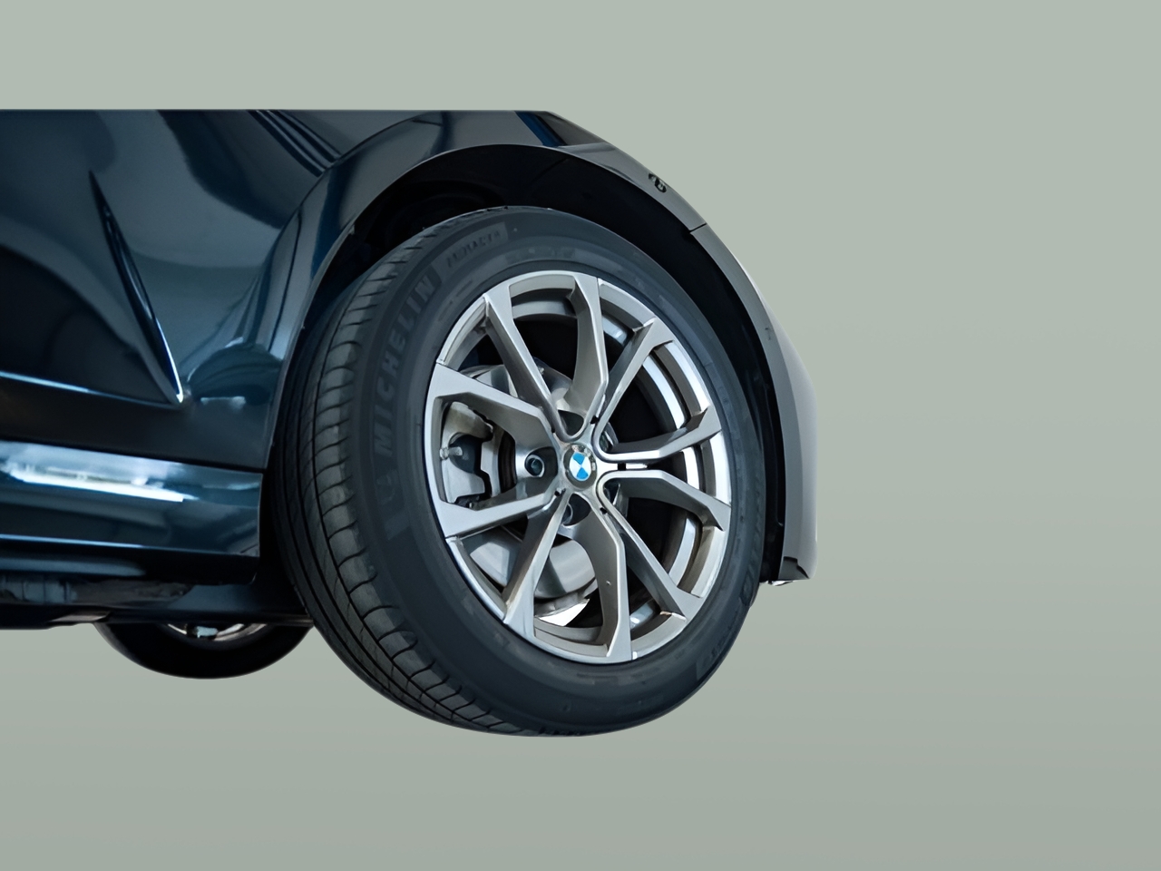 BMW Série 3 320d Berlina color Negro. Año 2022. 140KW(190CV). Diesel. En concesionario Aníbal Carvalho & Filhos, S.A. de Santarém