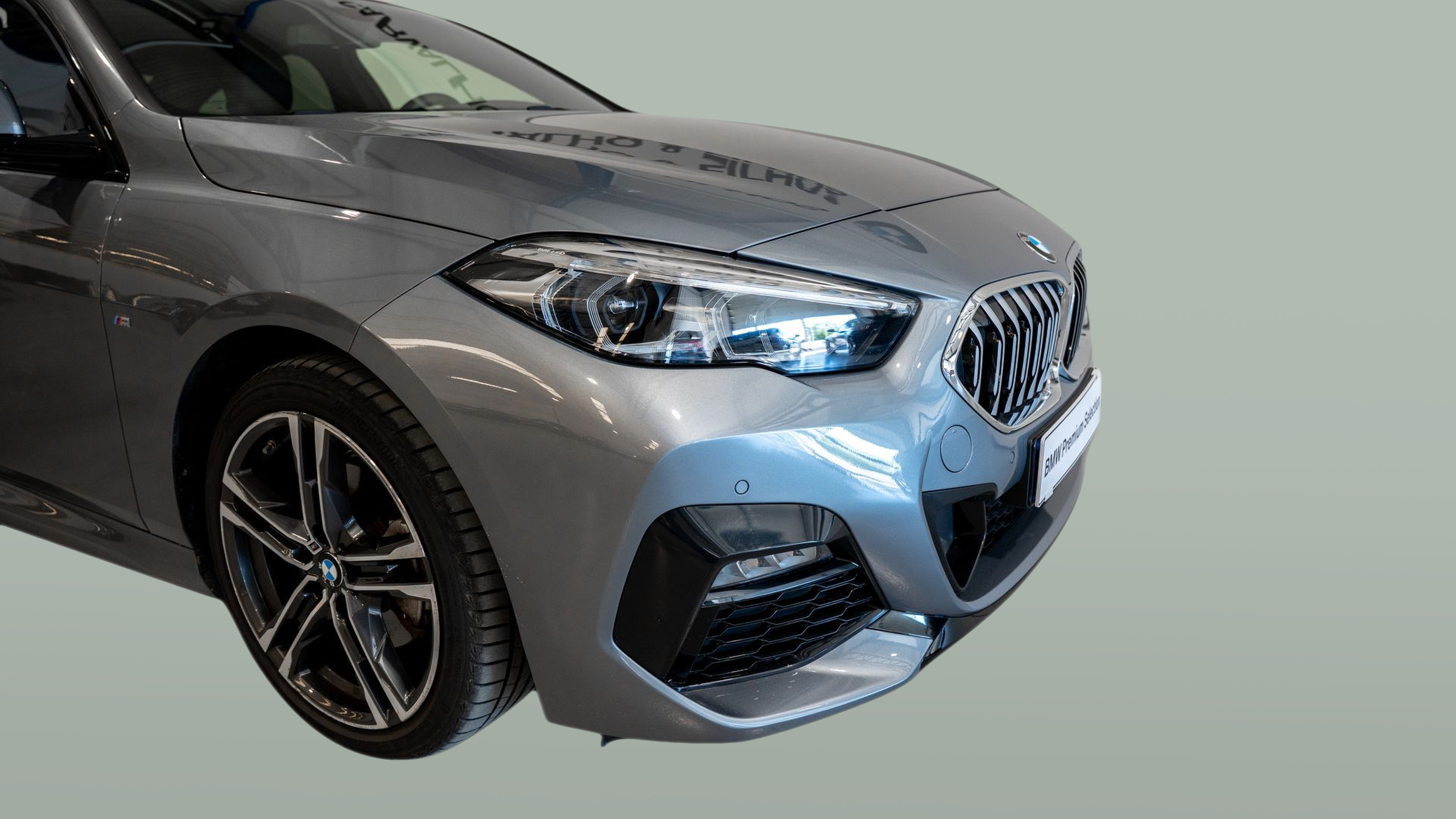 BMW Série 2 216d Gran Coupe color Gris. Año 2023. 85KW(116CV). Diesel. En concesionario Aníbal Carvalho & Filhos, S.A. de Santarém