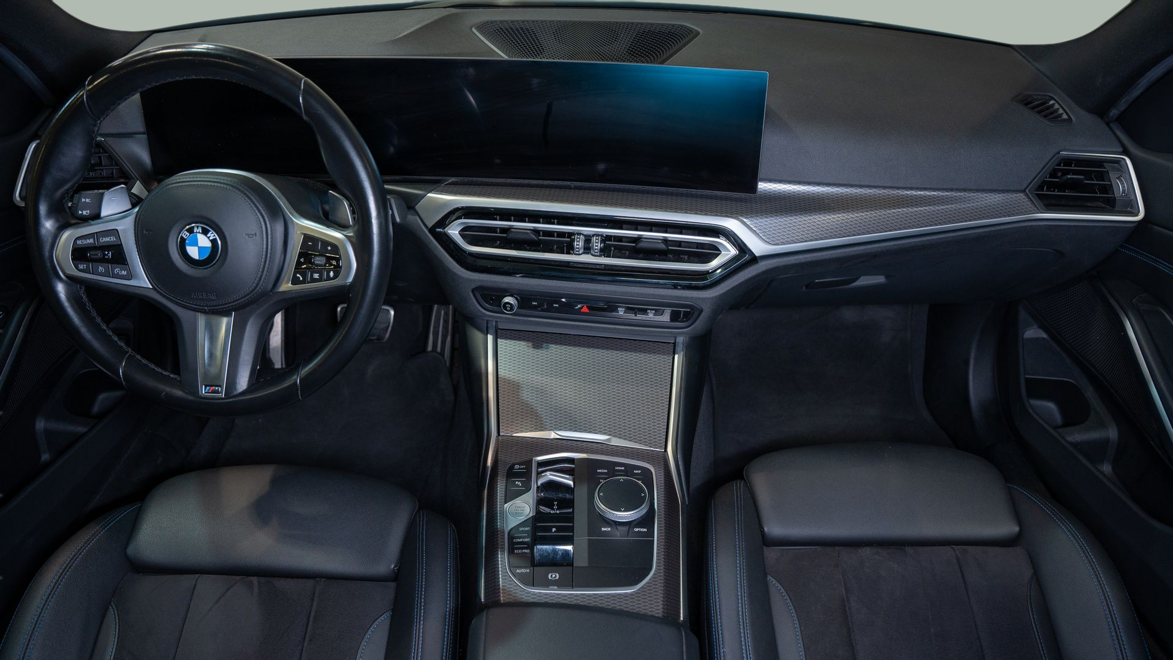 BMW Série 3 320d Touring color Gris. Año 2023. 140KW(190CV). Diesel. En concesionario Aníbal Carvalho & Filhos, S.A. de Santarém