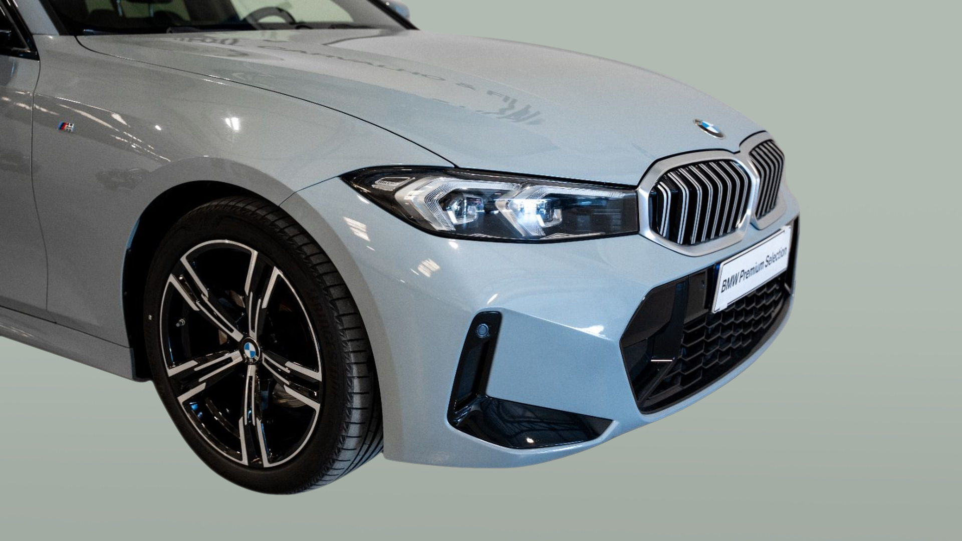 BMW Série 3 320d Touring color Gris. Año 2023. 140KW(190CV). Diesel. En concesionario Aníbal Carvalho & Filhos, S.A. de Santarém