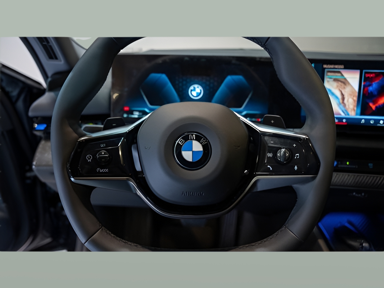 BMW Série 5 520d Touring color Negro. Año 2024. 145KW(197CV). Diesel. En concesionario Aníbal Carvalho & Filhos, S.A. de Santarém