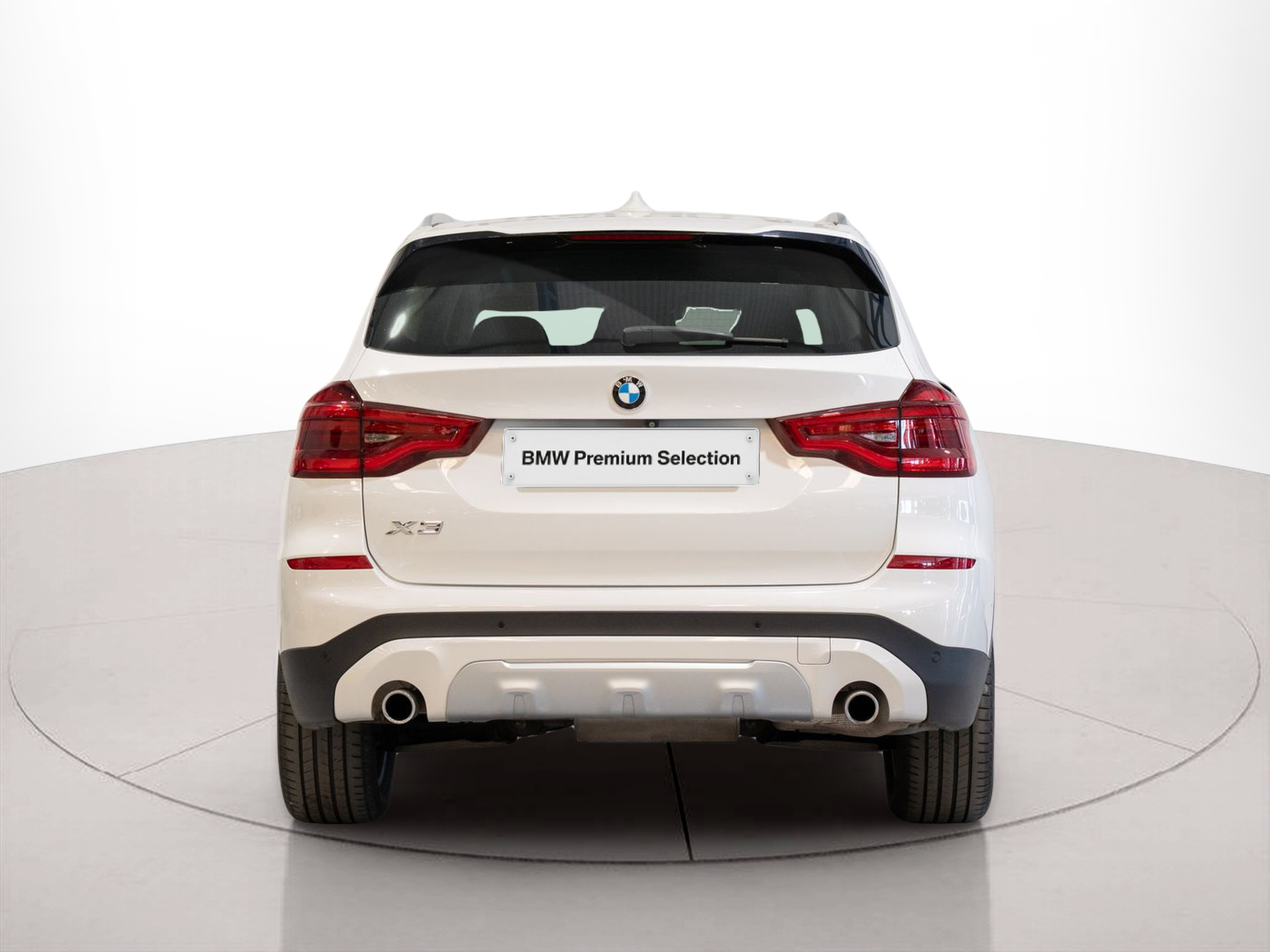BMW X3 sDrive18d color Blanco. Año 2019. 110KW(150CV). Diesel. En concesionario Aníbal Carvalho & Filhos, S.A. de Santarém