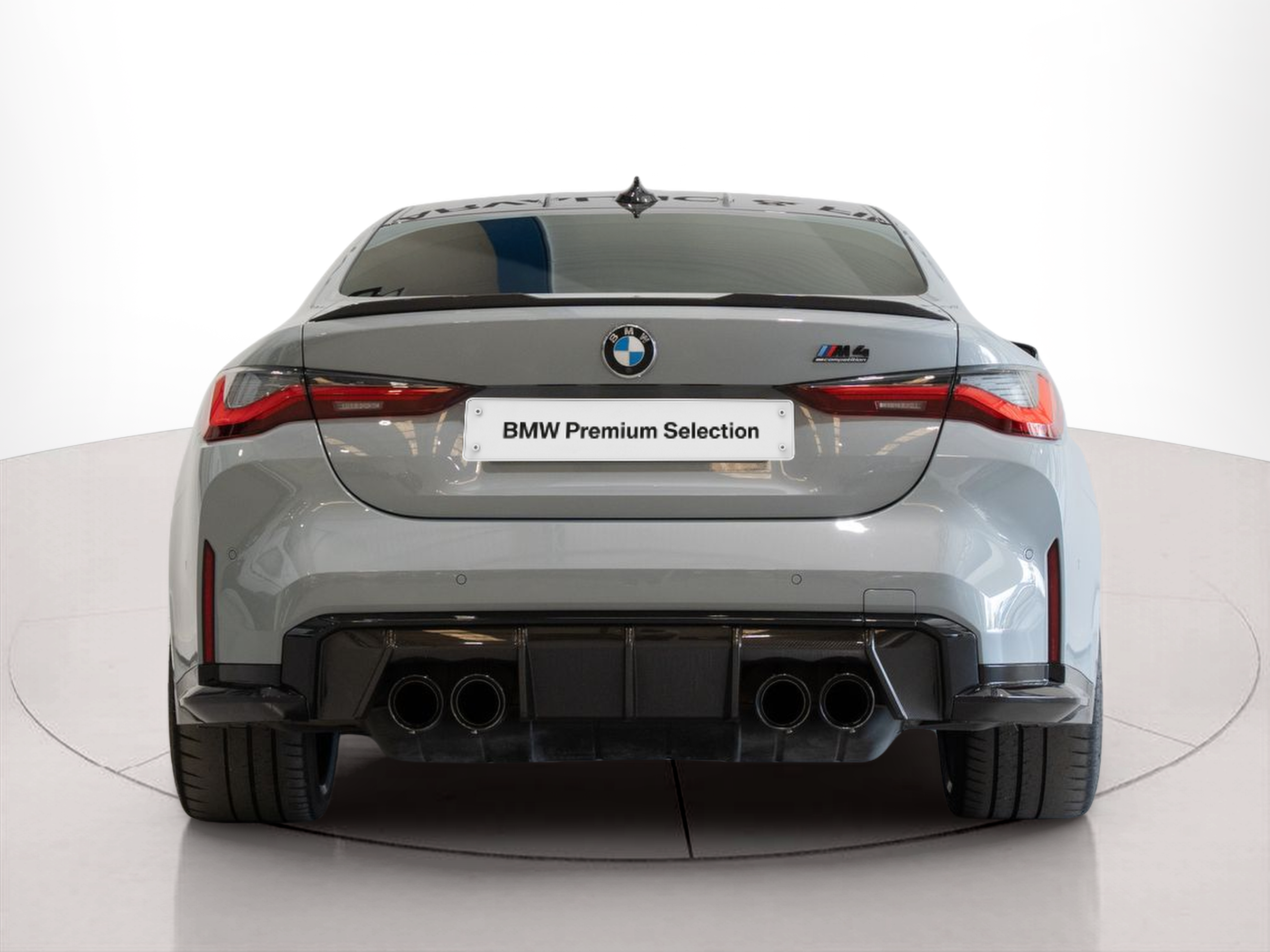 BMW M M4 Competition Coupé color Gris. Año 2022. 375KW(510CV). Gasolina. En concesionario Aníbal Carvalho & Filhos, S.A. de Santarém
