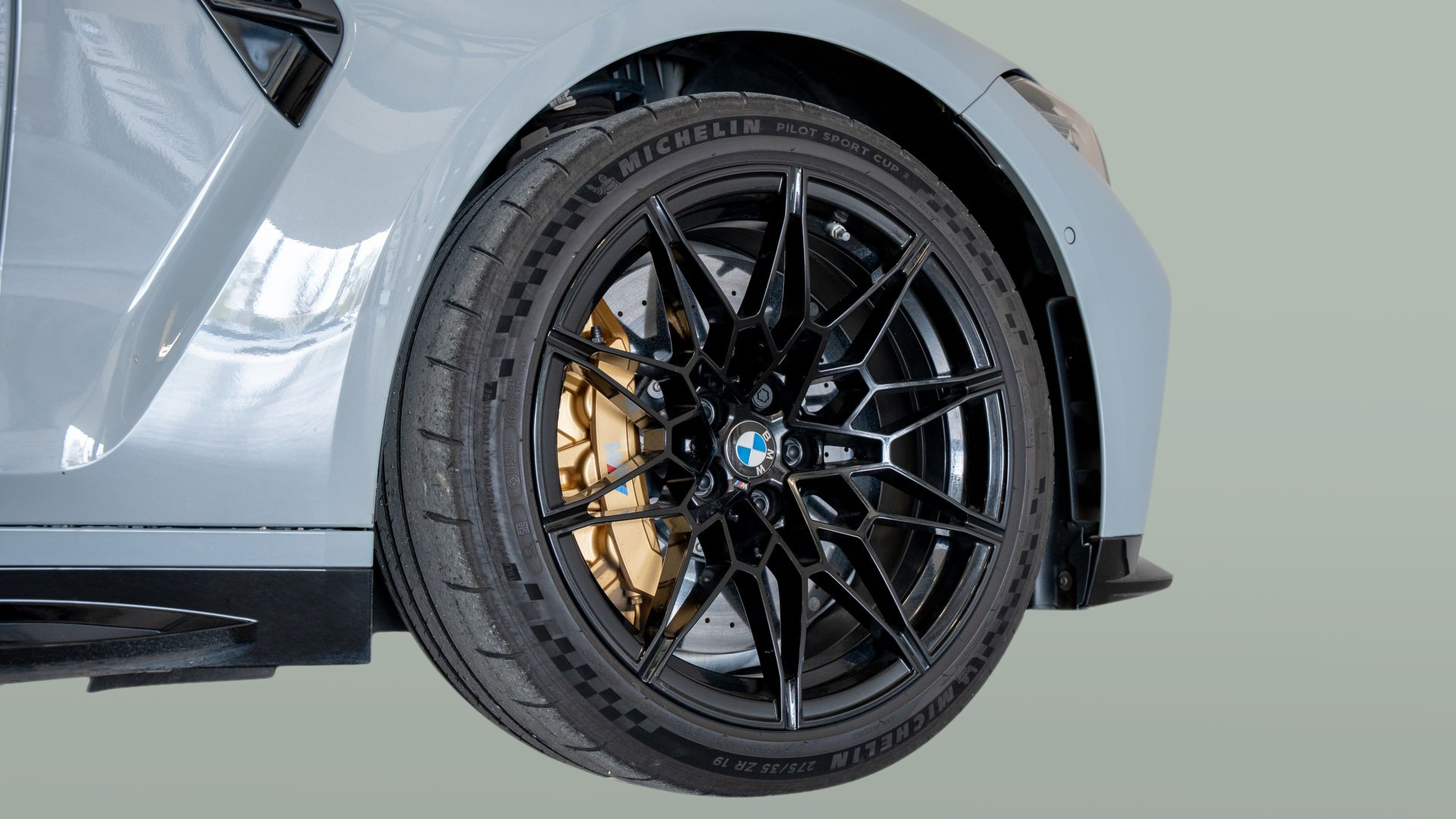 BMW M M4 Competition Coupé color Gris. Año 2022. 375KW(510CV). Gasolina. En concesionario Aníbal Carvalho & Filhos, S.A. de Santarém
